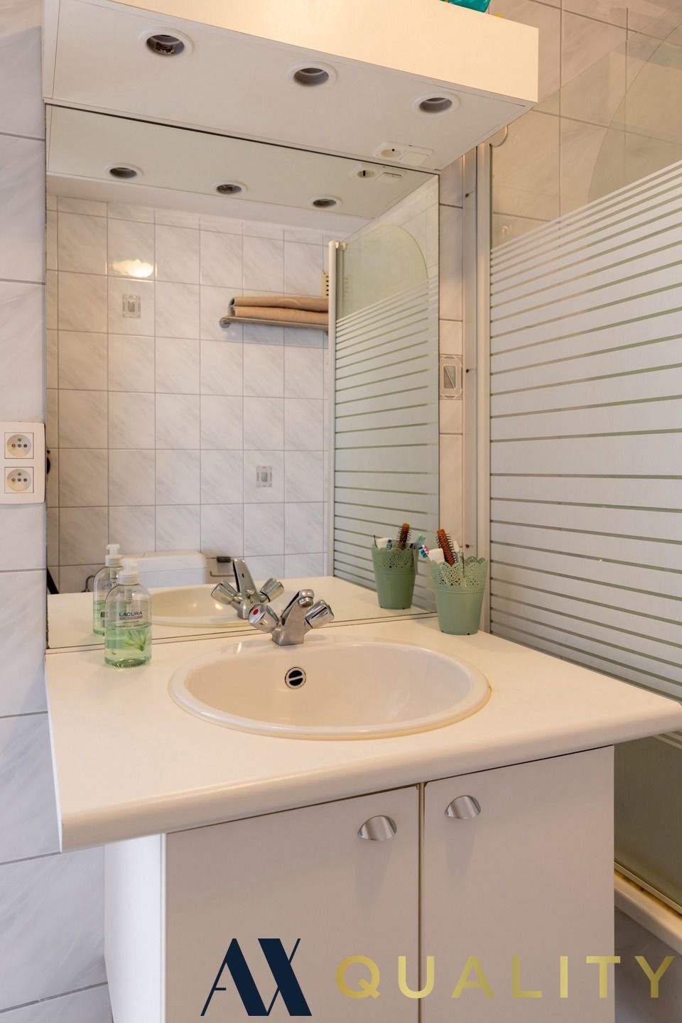 Instapklaar 2 slpk.-appartement  gelegen op de 1ste verdieping foto 12