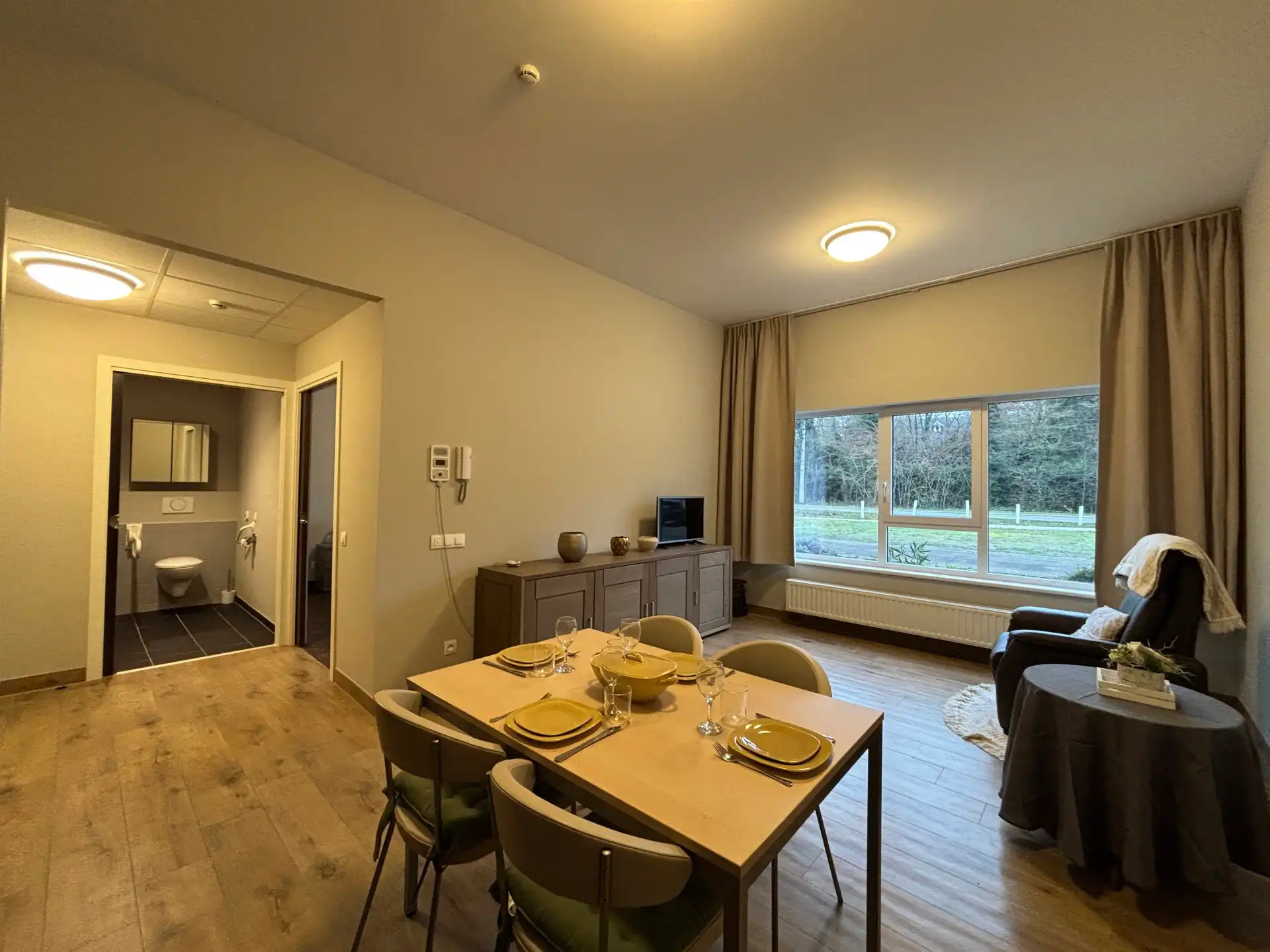 Assistentiewoning inclusief parkeerplaats en kelderberging foto {{pictureIndex}}