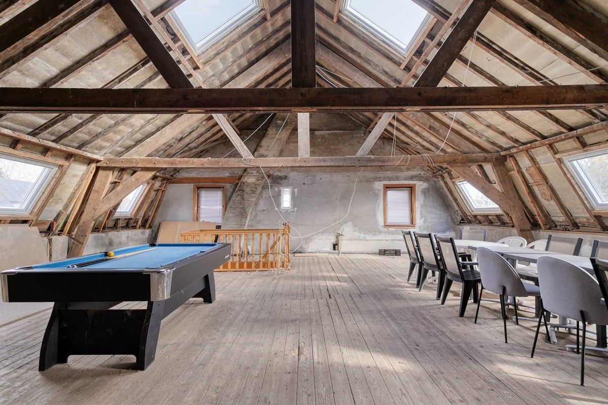 Ruime instapklare hoeve met diverse bijgebouwen foto 13