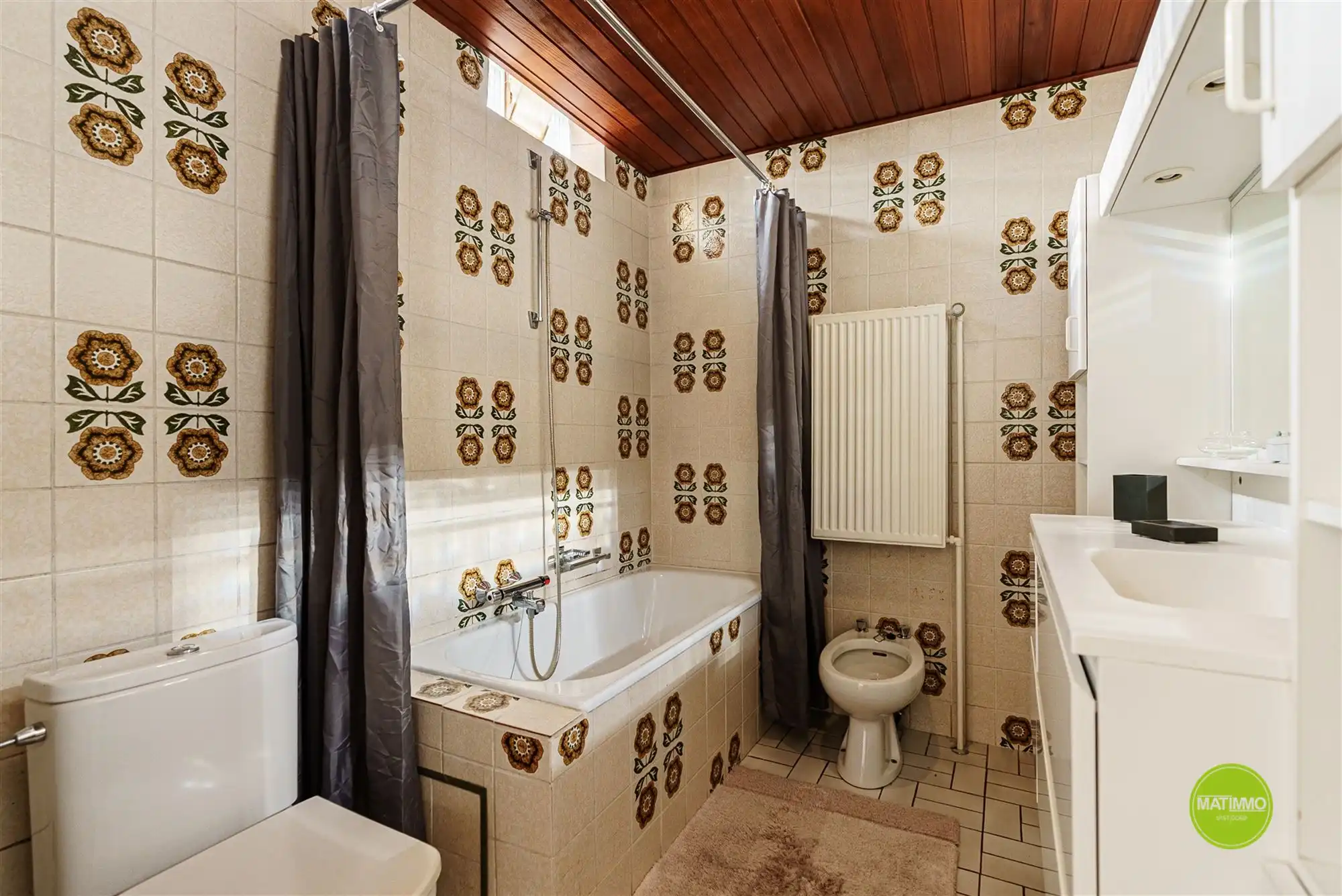 Gezellige jaren 70 bungalow in een rustige straat in Lommel foto 16