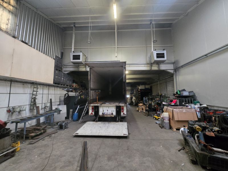 Magazijn te huur foto 2