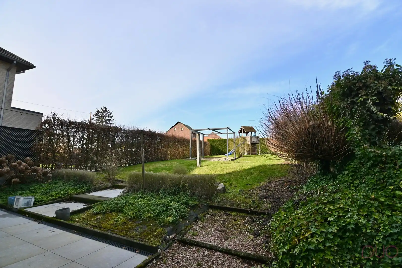 Rustig gelegen instapklare woning met drie slaapkamers op een perceel van 4a30ca foto 13