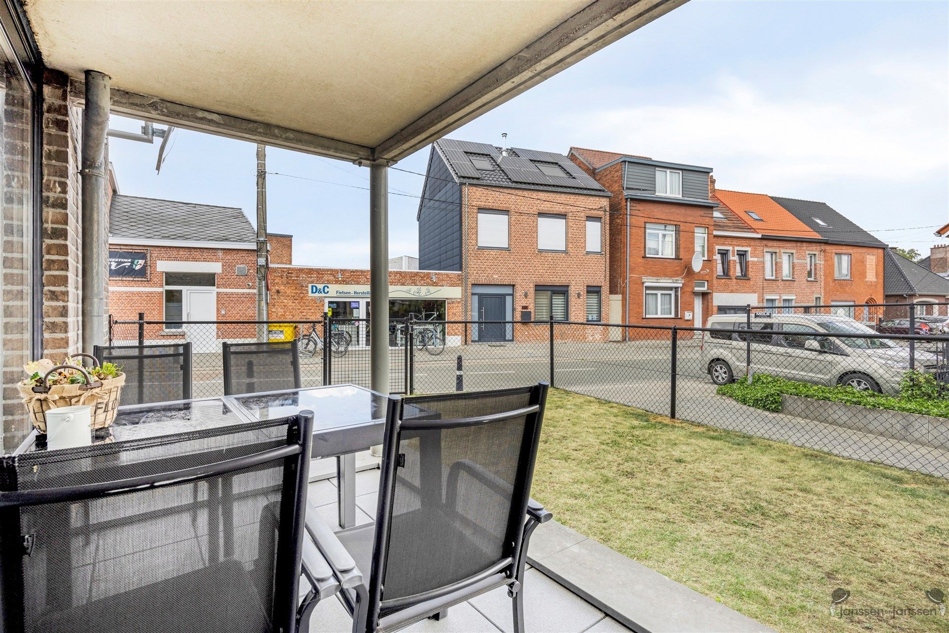 Gelijkvloers appartement met tuin in het centrum van Leopoldsburg foto 15