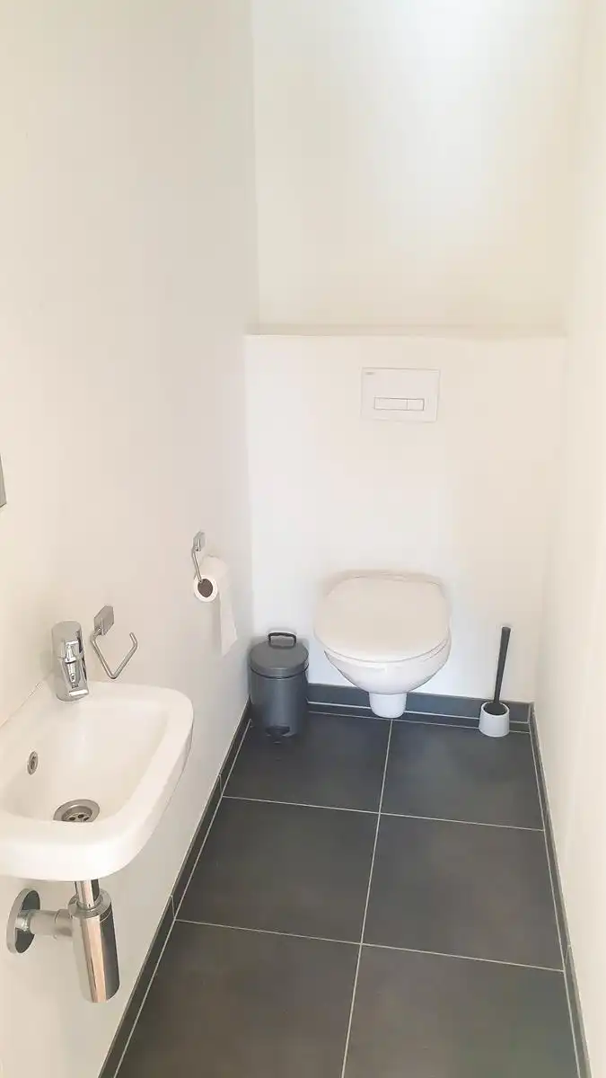 Prachtig gemeubeld 3 kamer appartement + TERRAS (NAVO) foto 17