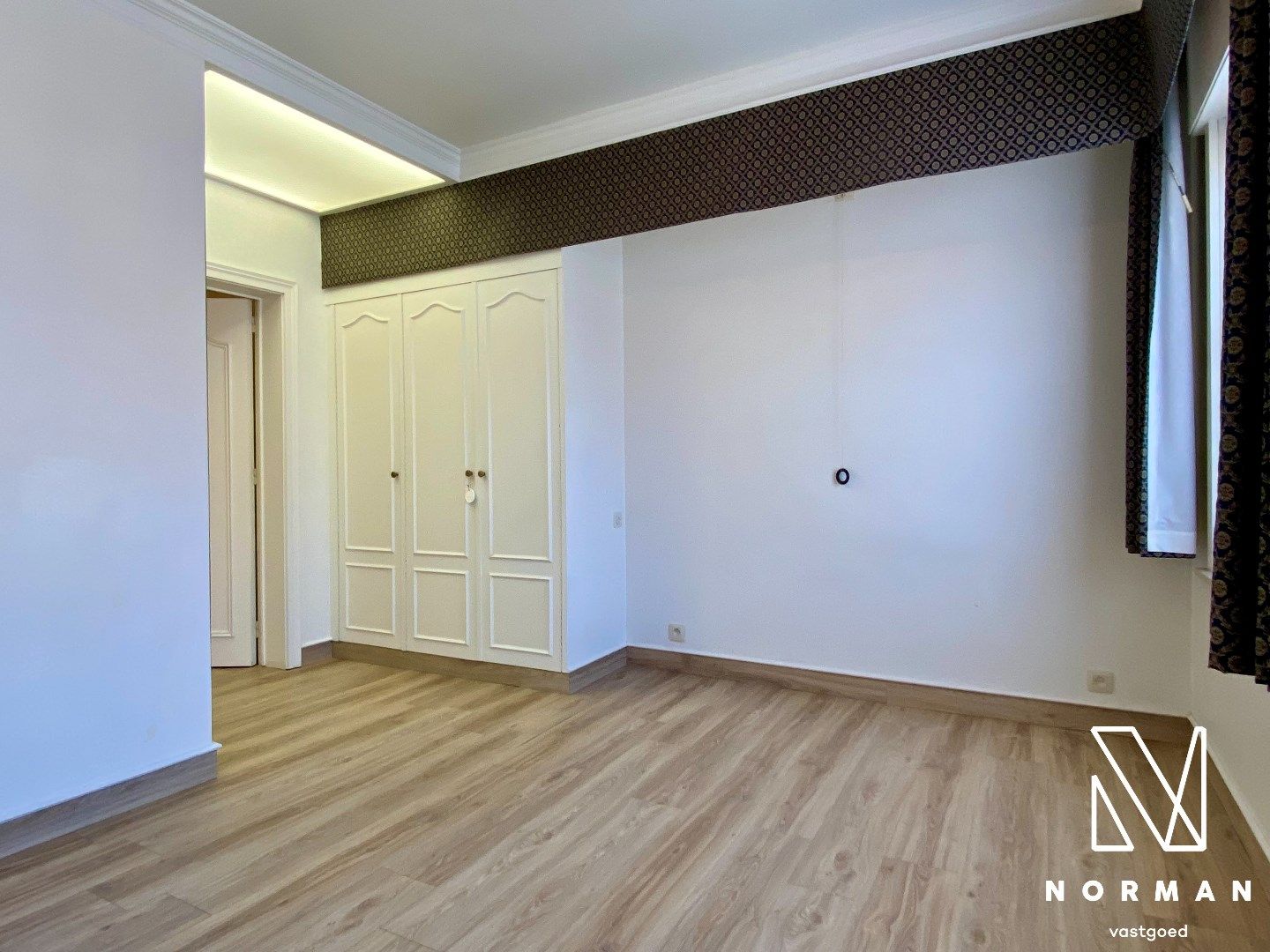 Halfopen woning te huur in het centrum van Kortrijk op een topligging! foto 9