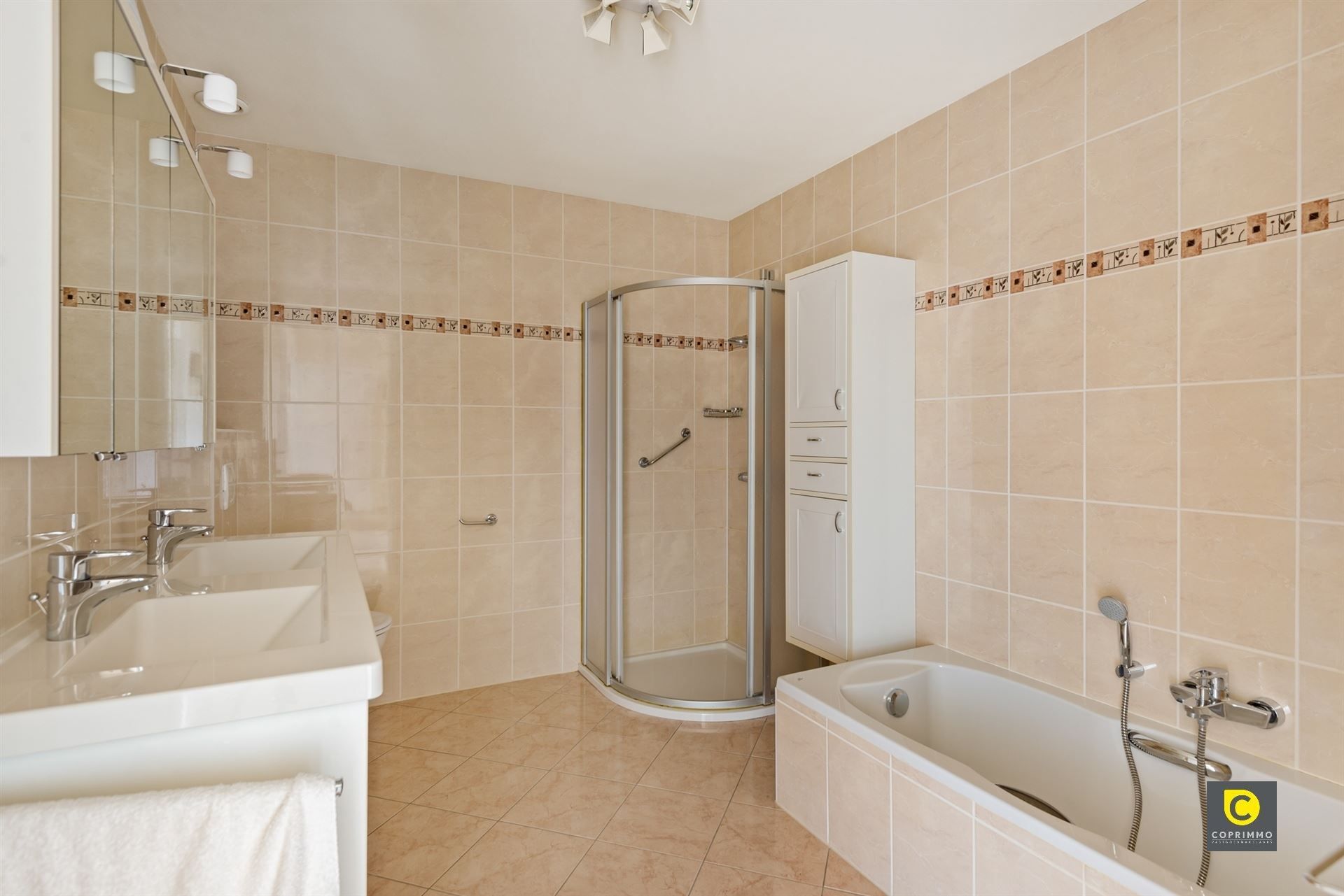 Appartement: 3 slk, 2 T en 2 P foto 12