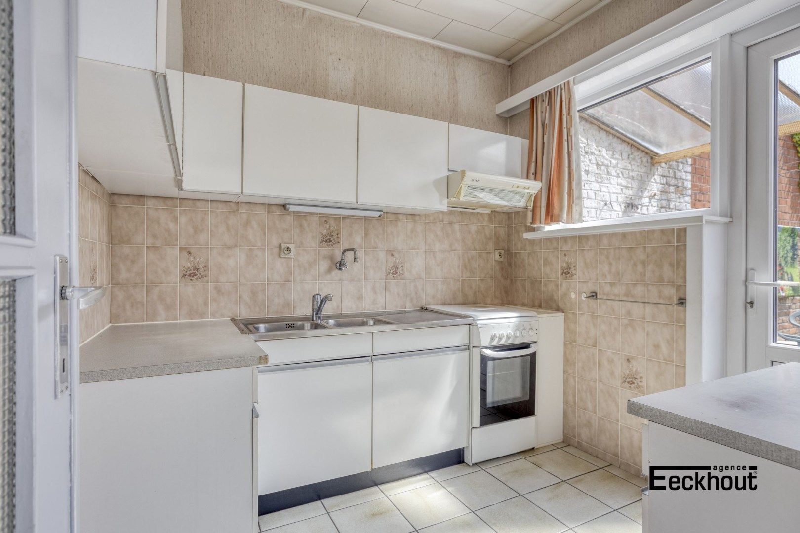 Woning met tuin, garage en 4 slaapkamers in Bredene  foto 4