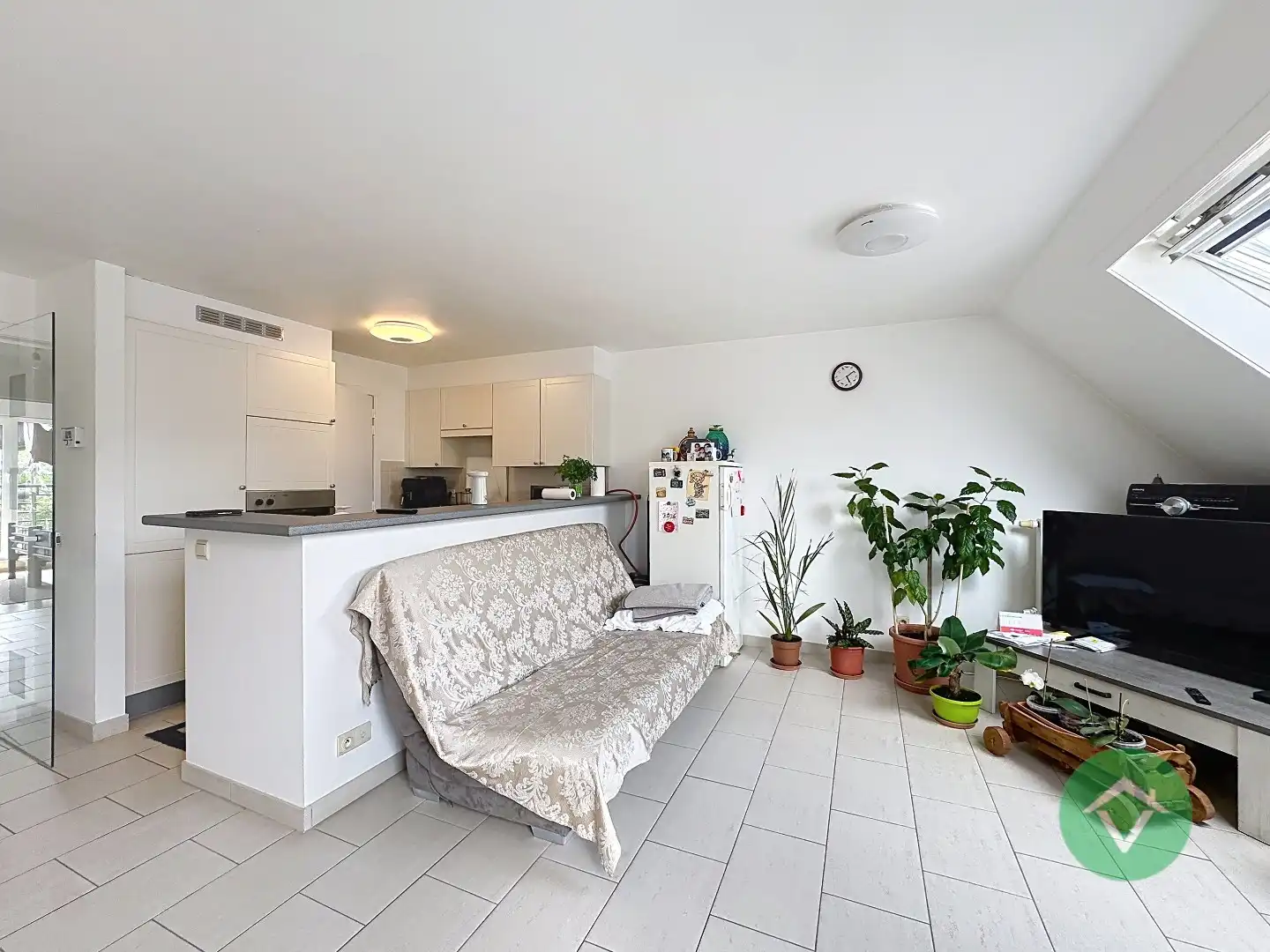 Instapklaar appartement met 4 slaapkamers en 2 badkamers in centrum Gistel foto 7