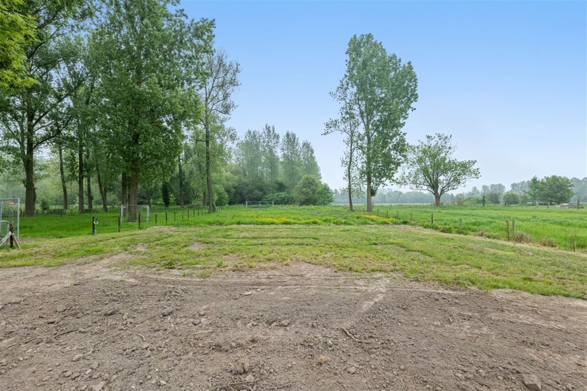 UNIEKE LANDELIJKE GEZINSWONING MET BIJBOUW VAN 320M² OP PRACHTIG PERCEEL  foto 45