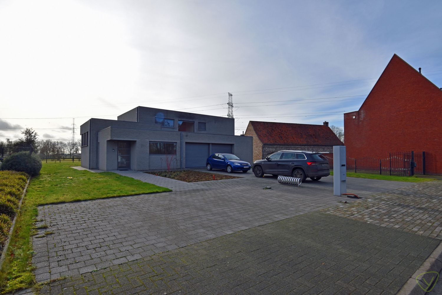 Moderne praktijkruimte te huur te Eeklo! foto 7