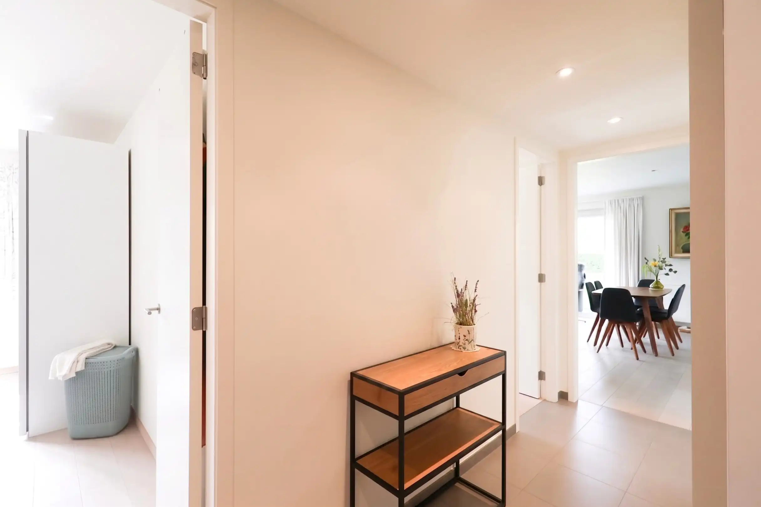 Interessante opbrengsteigendom: verhuurd appartement met tuin en garage in centrum Oostduinkerke foto 3