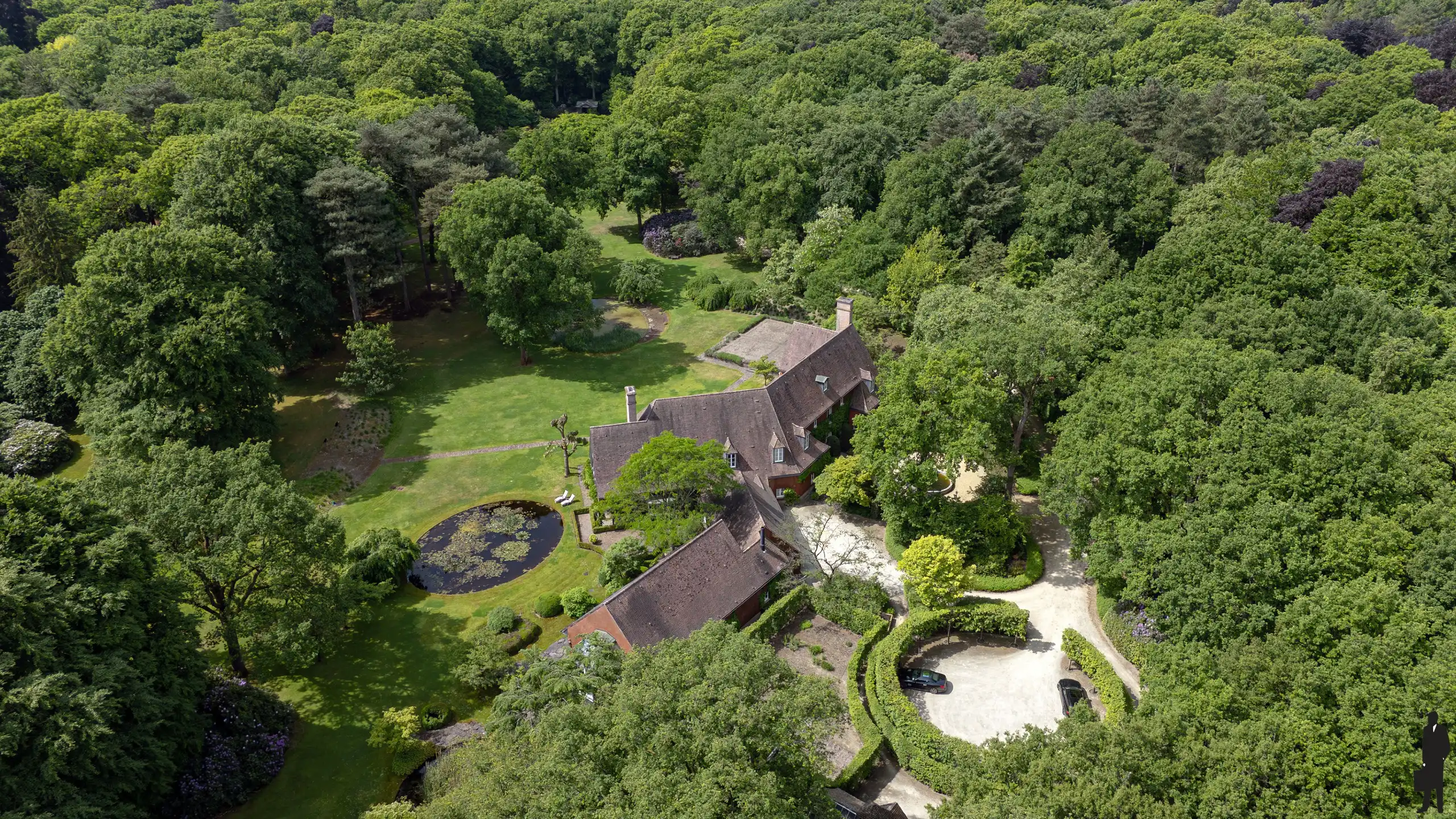 Uitzonderlijk exclusief luxueus landgoed middenin een prachtige natuur foto 23