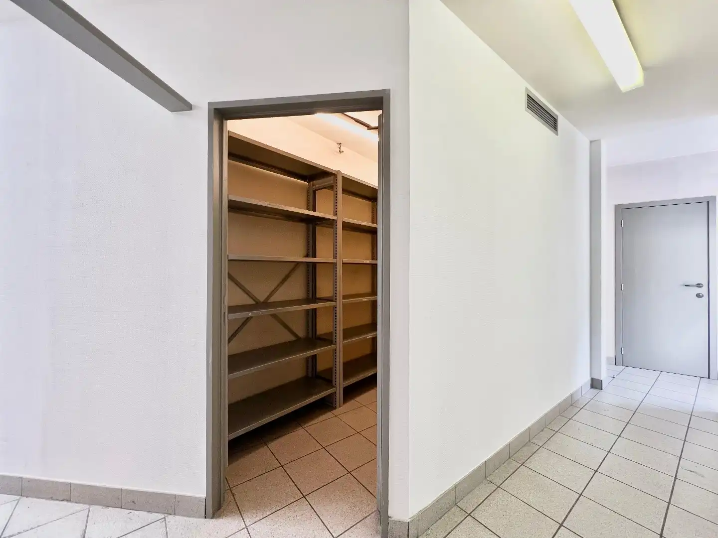 Commercieel gelijkvloers foto 9