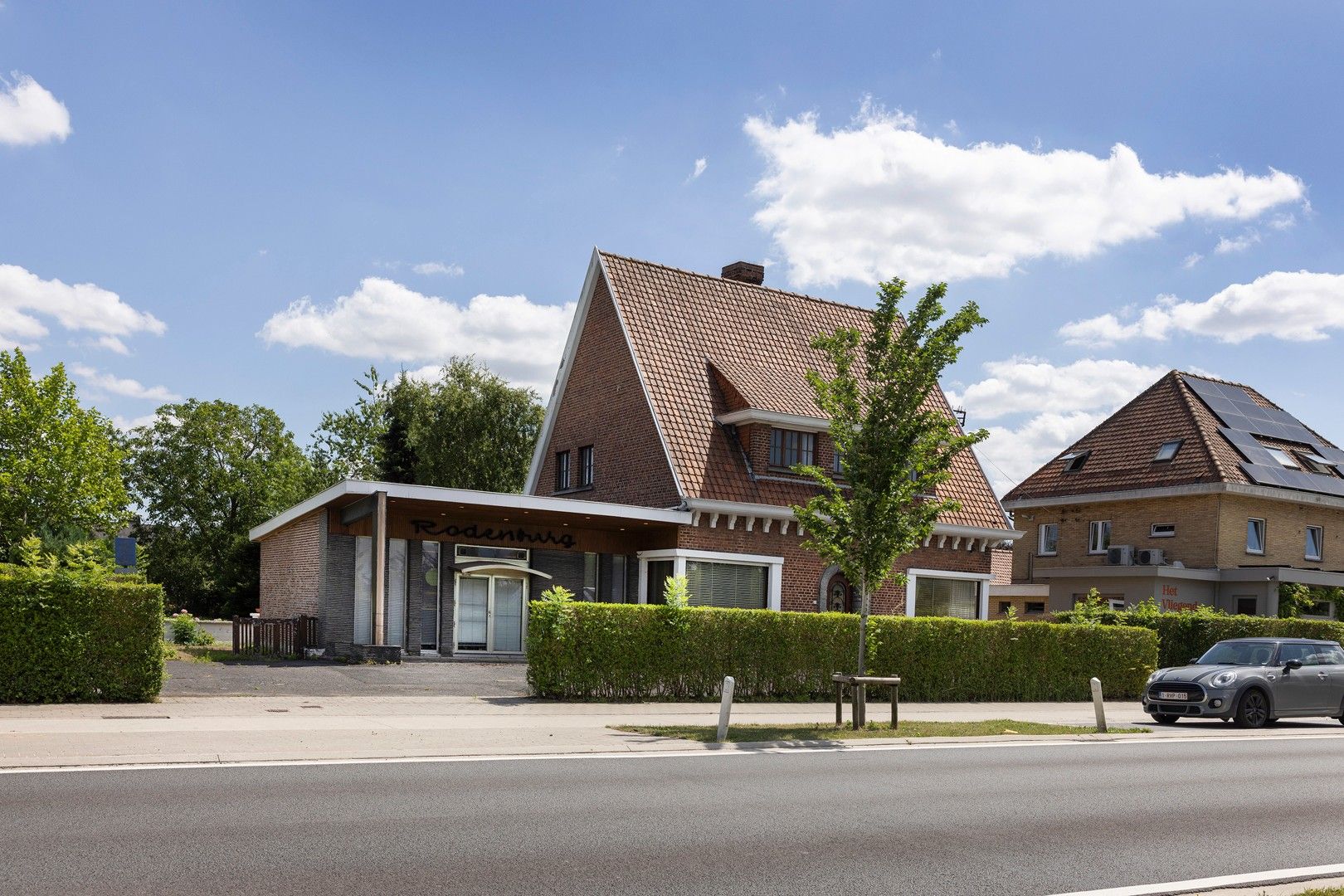 Hoofdfoto van de publicatie: Alleenstaande woning met polyvalente ruimte.