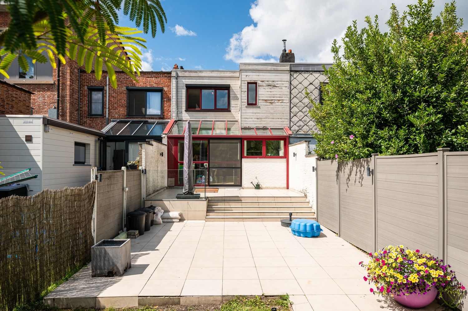 Instapklare woning met tuin en vlakbij het centrum van Eeklo foto 24