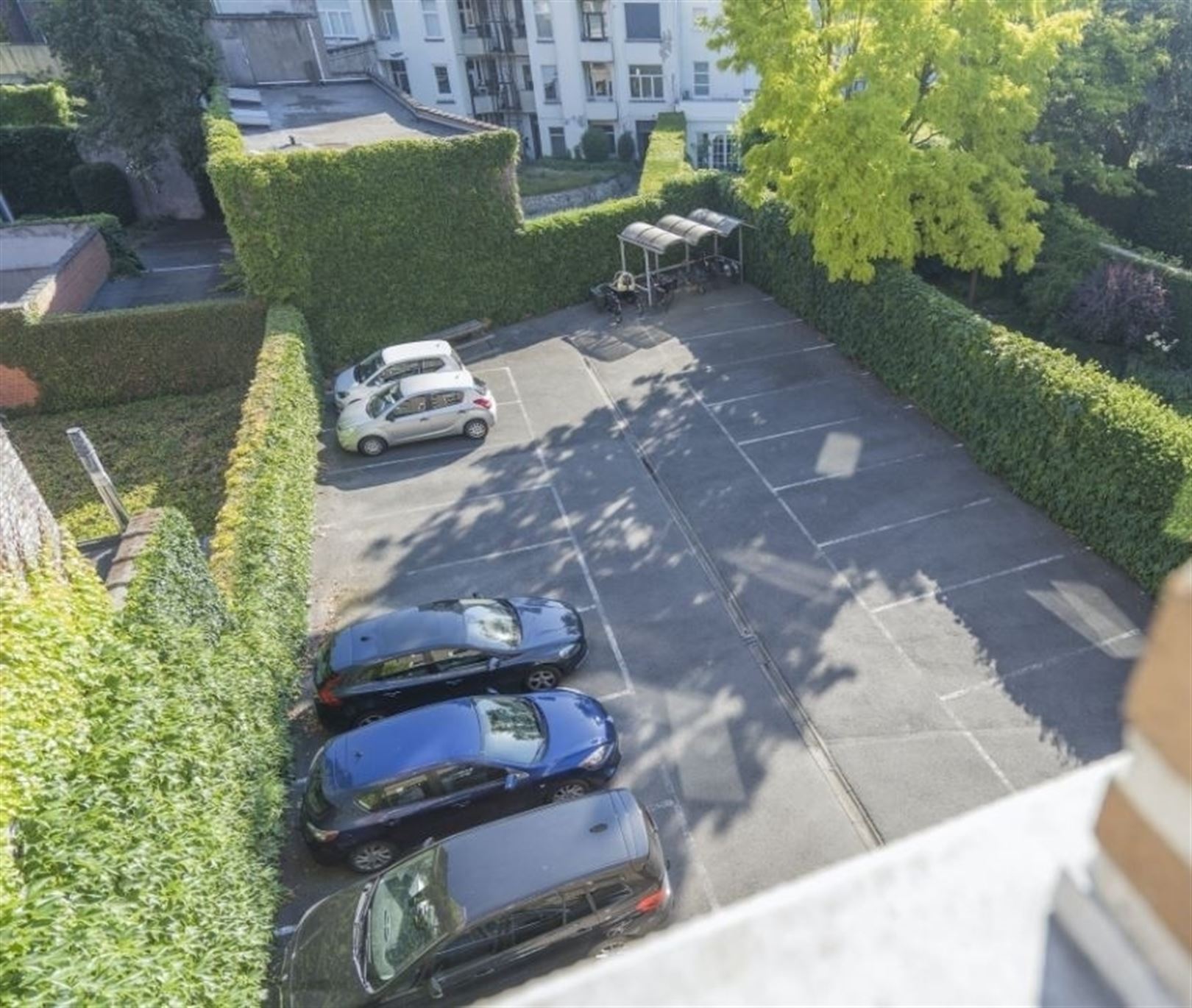 Kantoor op toplocatie met parkeerplaatsen centrum Kortrijk foto 3