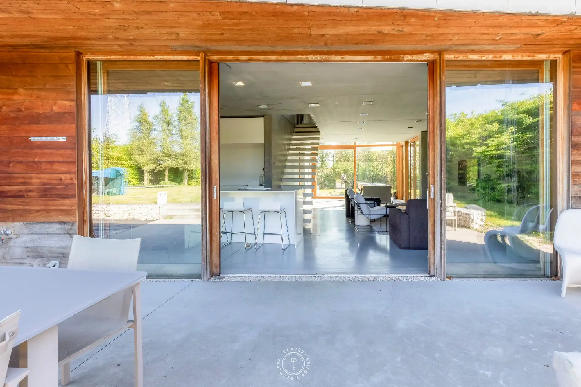 Architecturaal pareltje met praktijkruimte foto 9