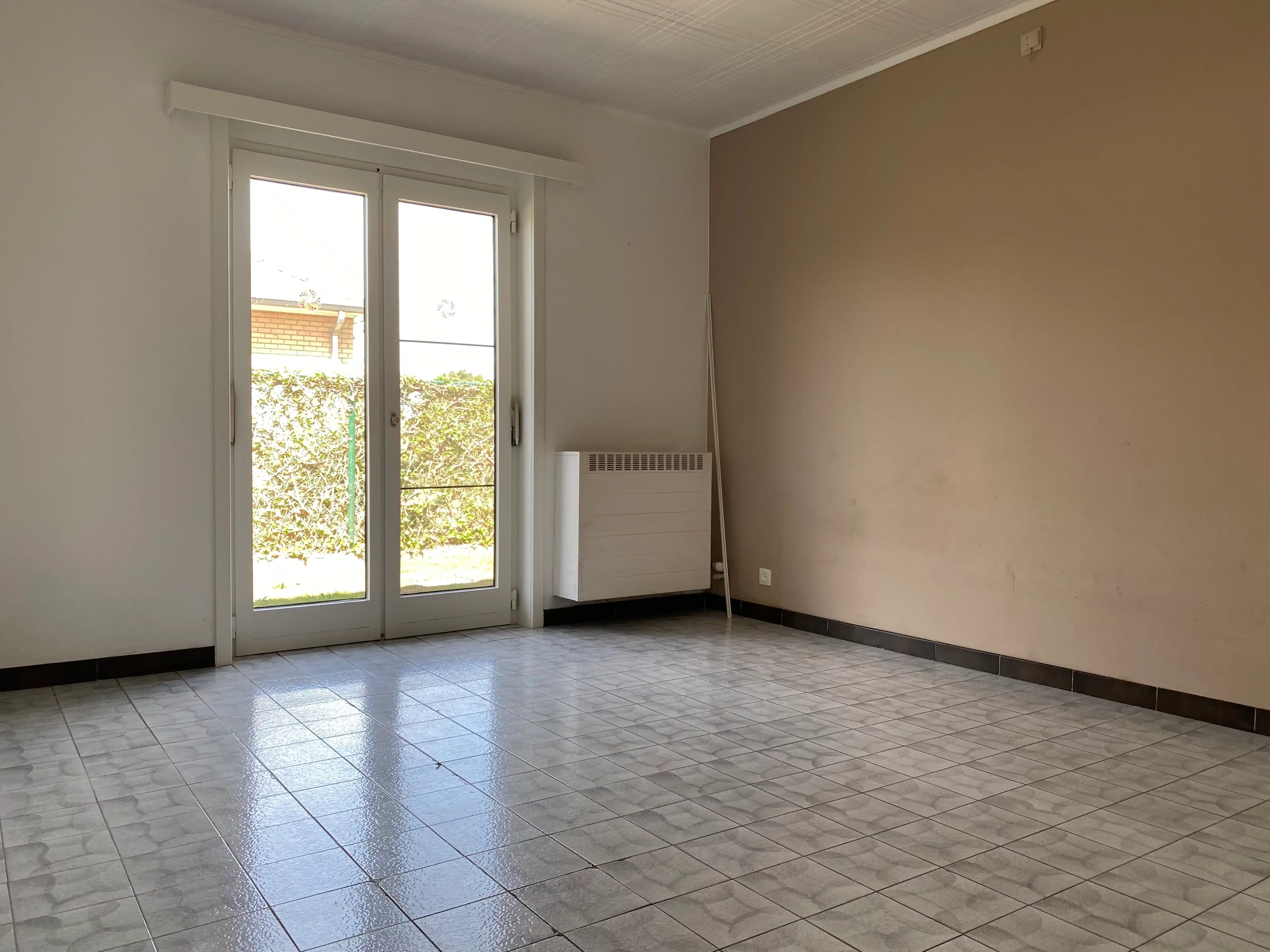 BUNGALOW MET DRIE SLAAPKAMERS EN GARAGE foto 10