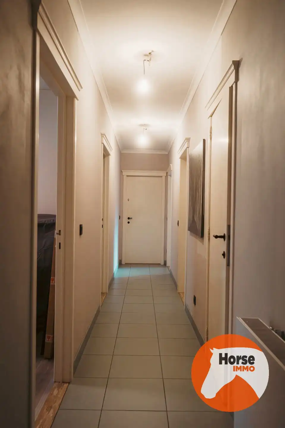 VRASENE - Recent gerenoveerde woning met paardenstallen  foto 10