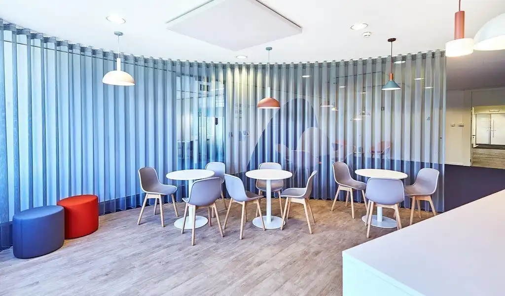 Instapklare kantoren te huur langs E313 in Herentals foto 12