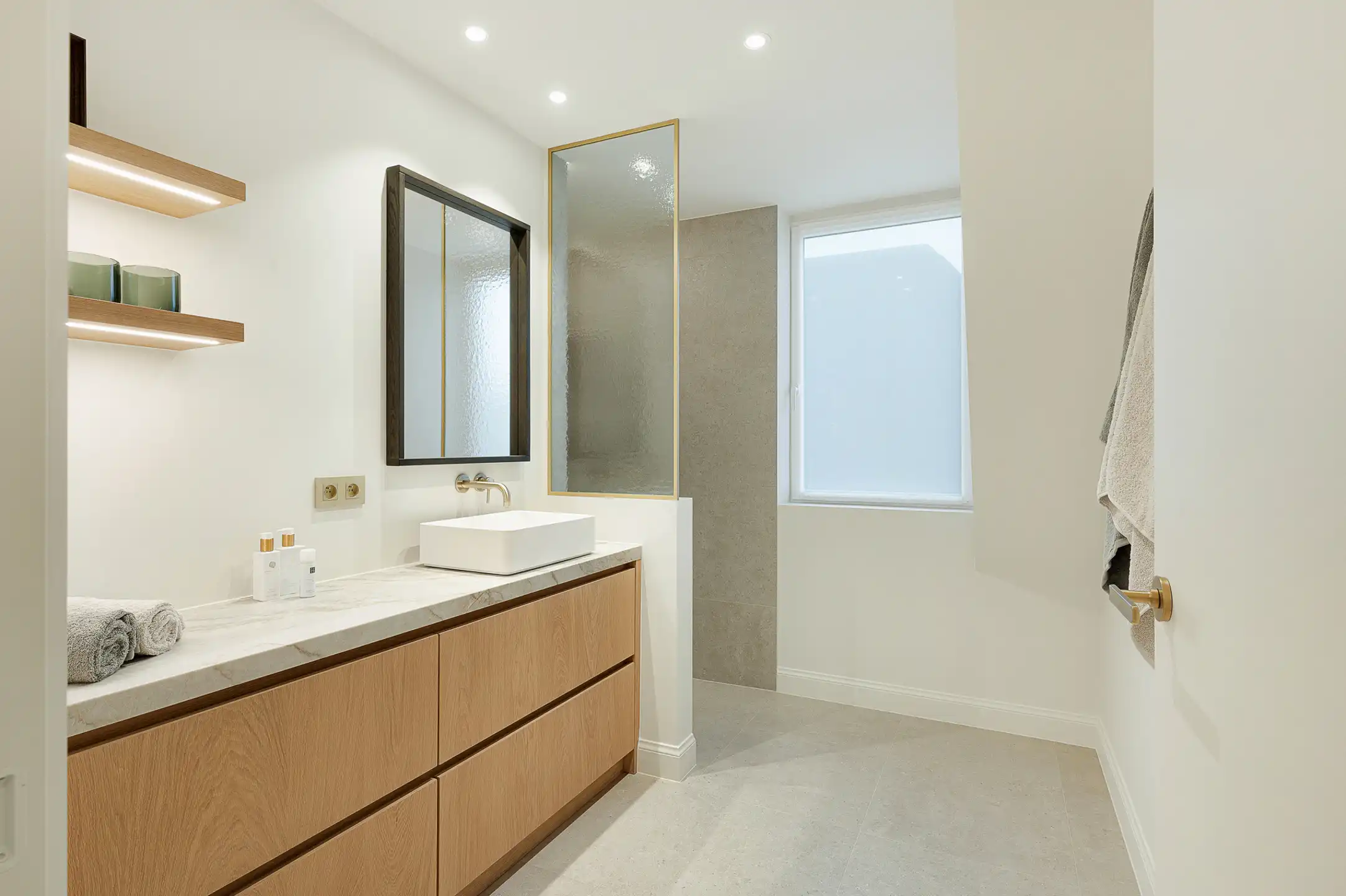 Alleenstaande villa, gelegen in een residentiële omgeving foto 39