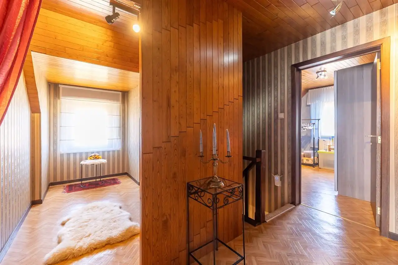 Verzorgde landelijke woning met 3slk op boogscheut E314 foto 23