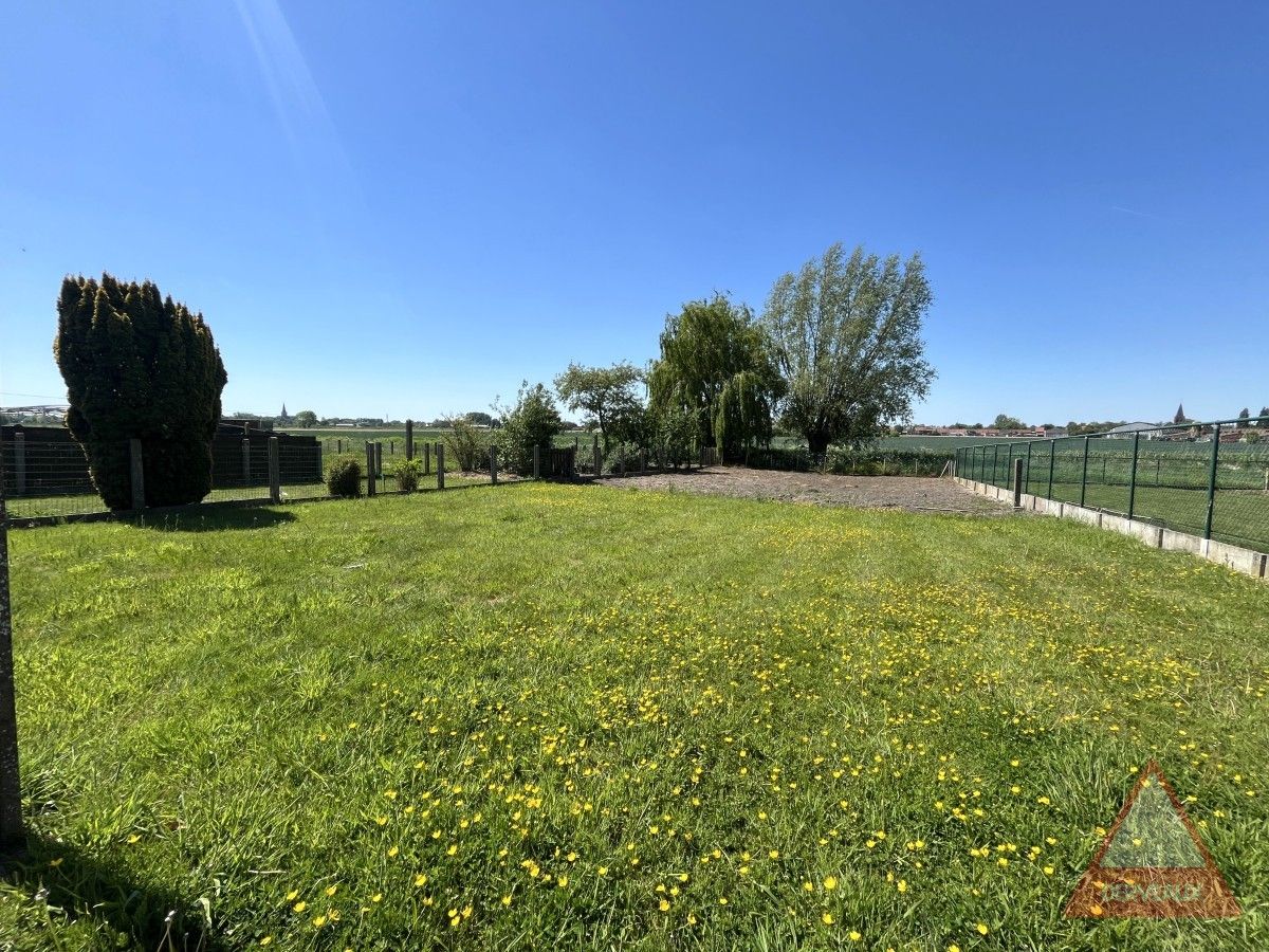 Ledegem – Landelijke halfopen woning met ruime tuin en volledig onderkelderd foto 16