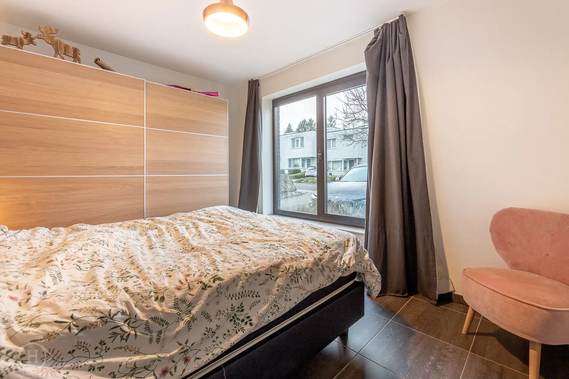 Ruim gelijkvloersappartement met terras foto 6