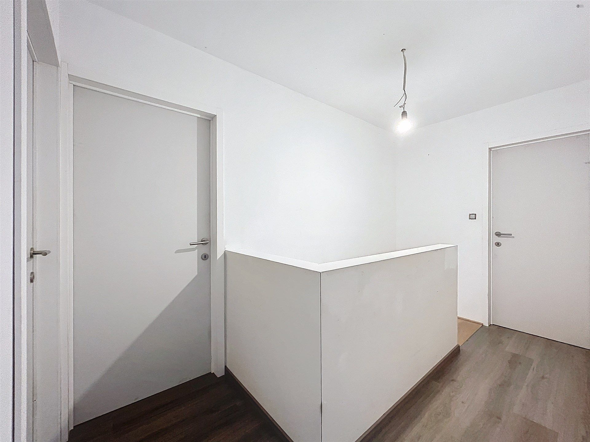 Ruime open bebouwing met 4 slaapkamers en aparte garage op perceel van 828 m²  foto 15