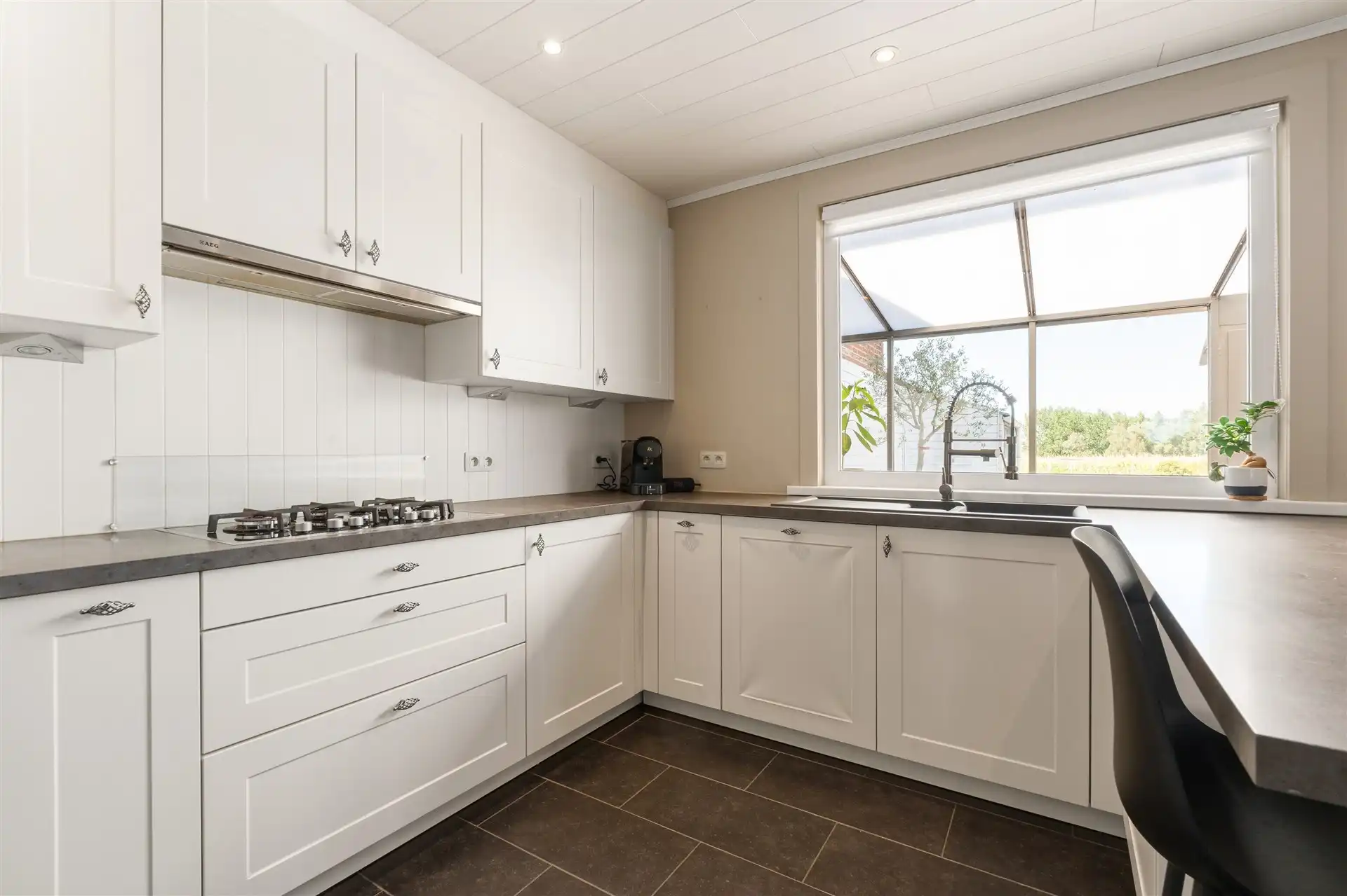 Instapklare woning met 3 slaapkamers op 717 m² in Lede foto 7
