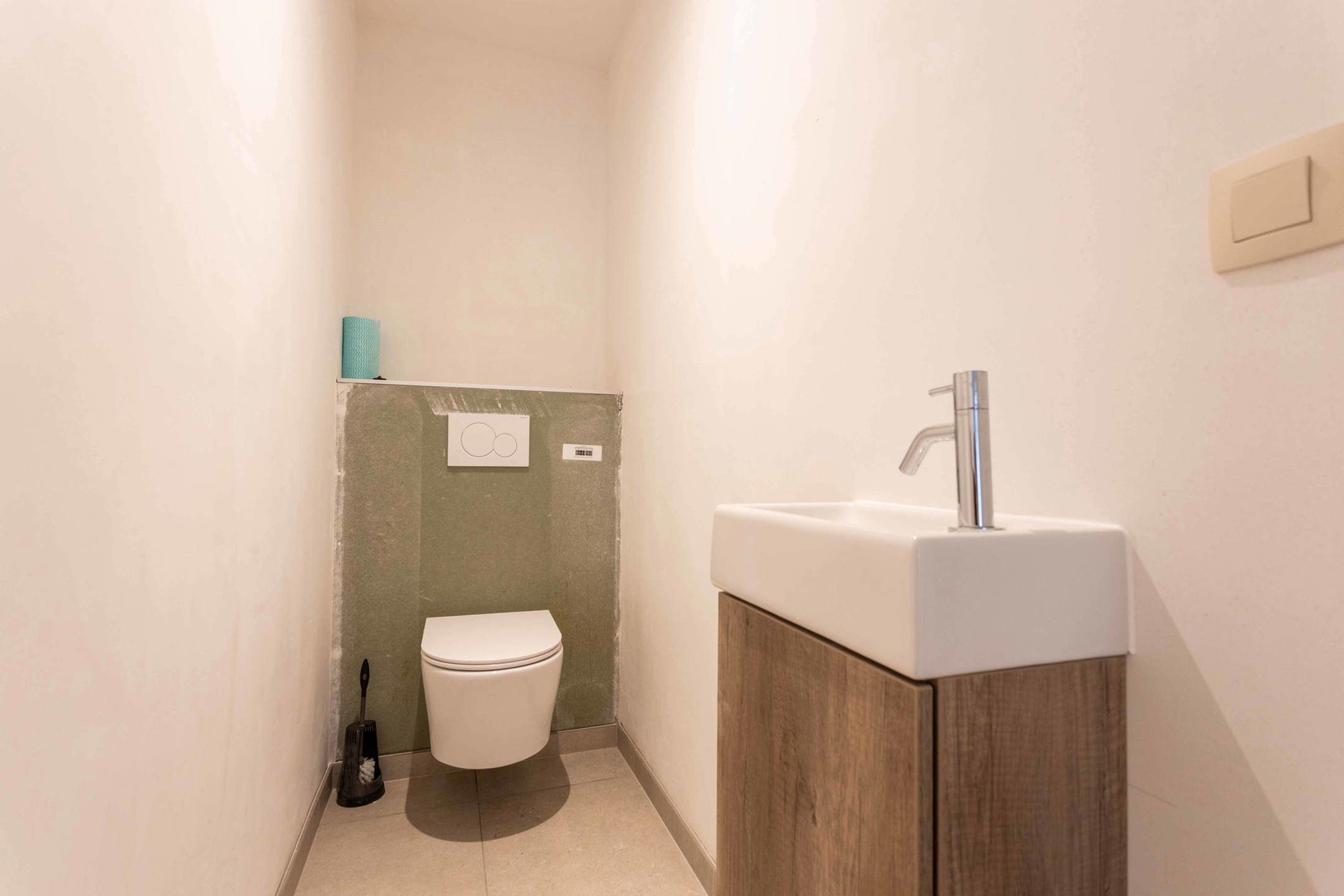 Gelijkvloers appartement met buitenruimte in het centrum! foto 23