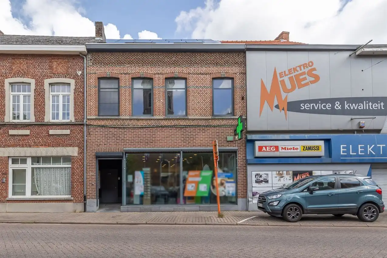 Opbrengsteigendom met mooi rendement foto {{pictureIndex}}