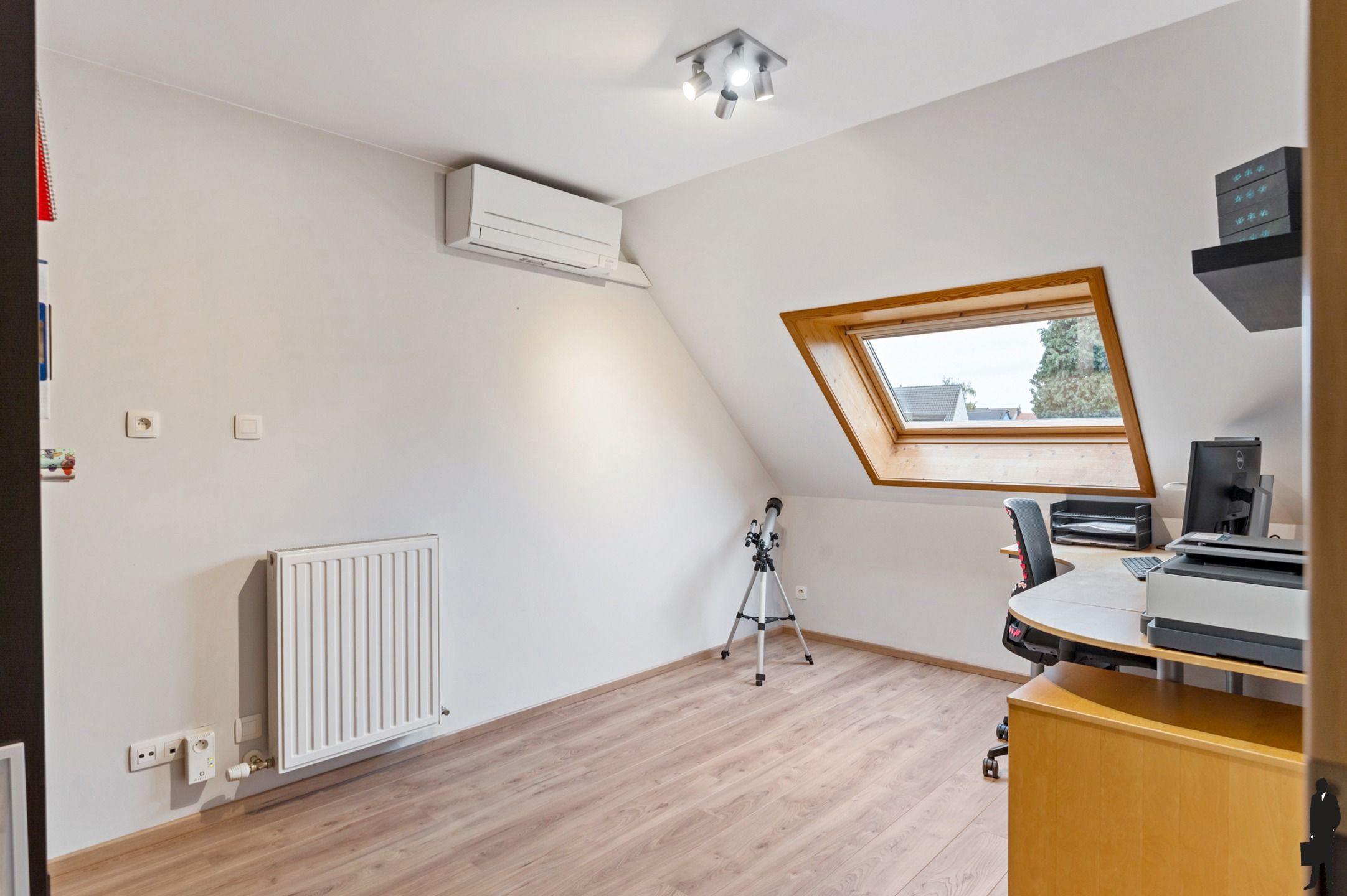 Welgelegen energiezuinige woning met 4 slpks en ZW tuin foto 19