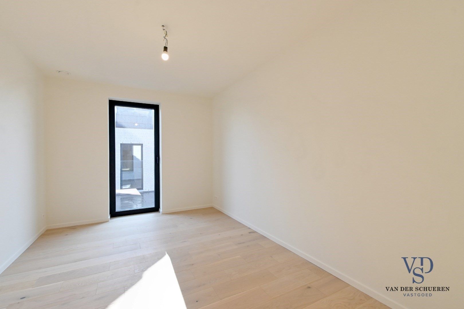 Half open bebouwing met afzonderlijke garage foto 24