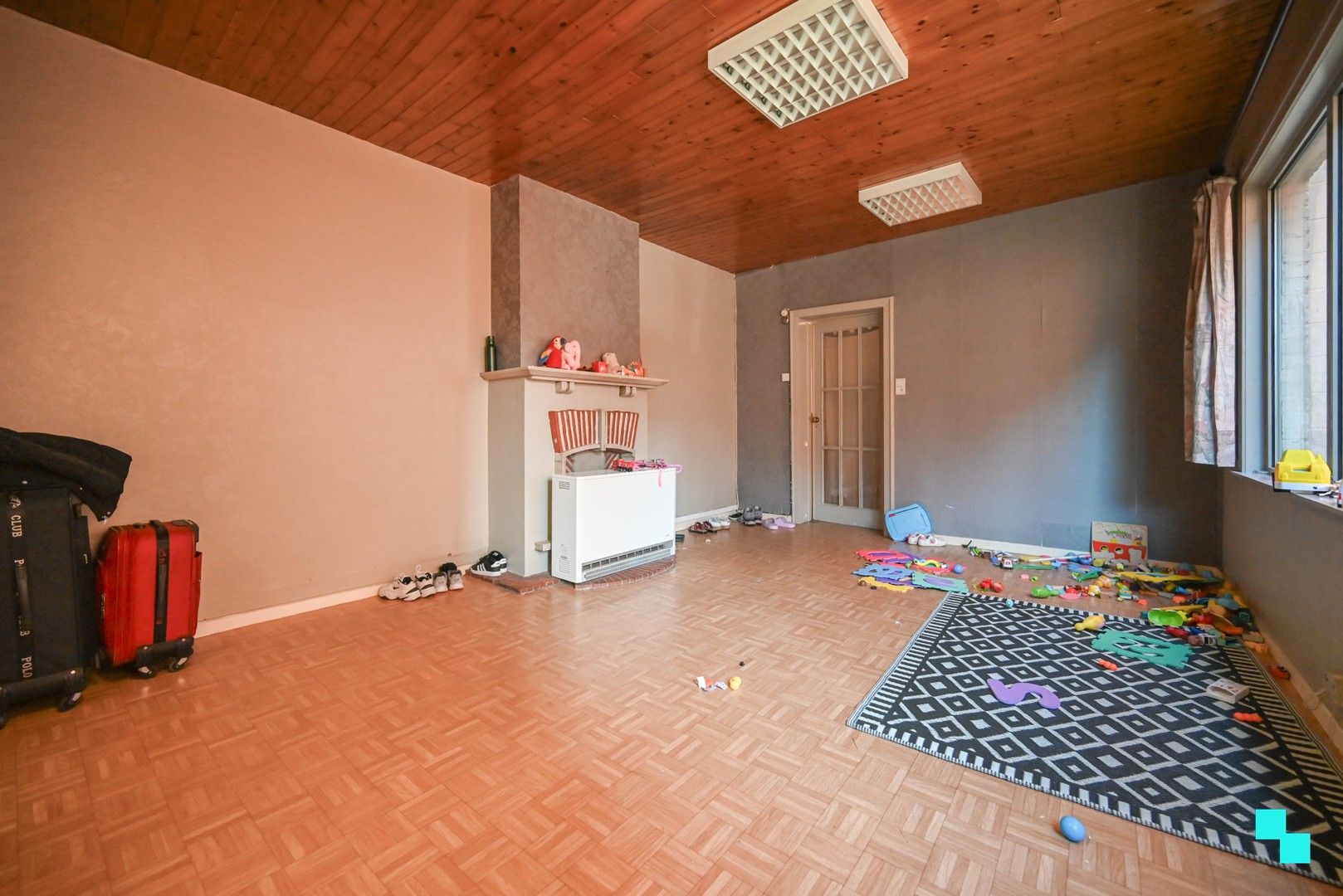 Interessante opbrengsteigendom in hartje Izegem foto 18