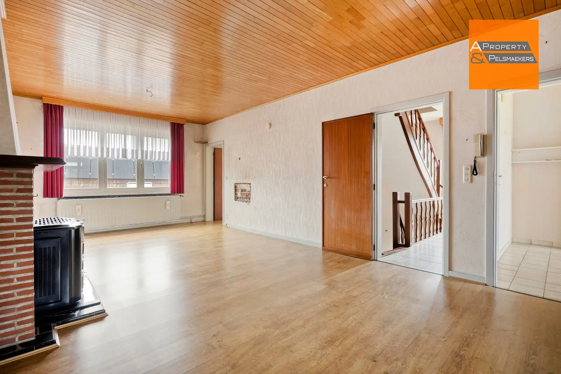 Kleine opbrengsteigendom met 2 appartementen te renoveren foto 18