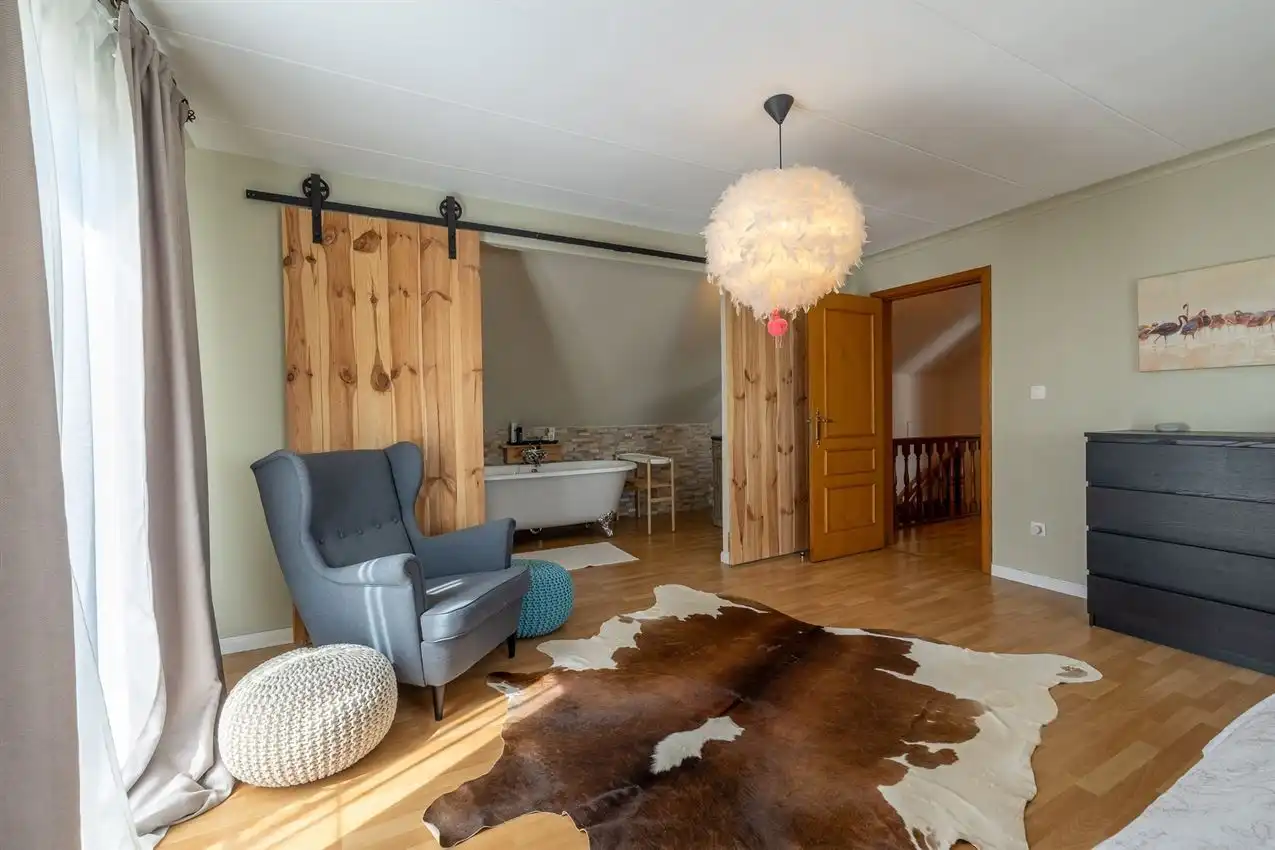 Moderne "Engelse charme, hedendaagse verfijning in oase van groen foto 28