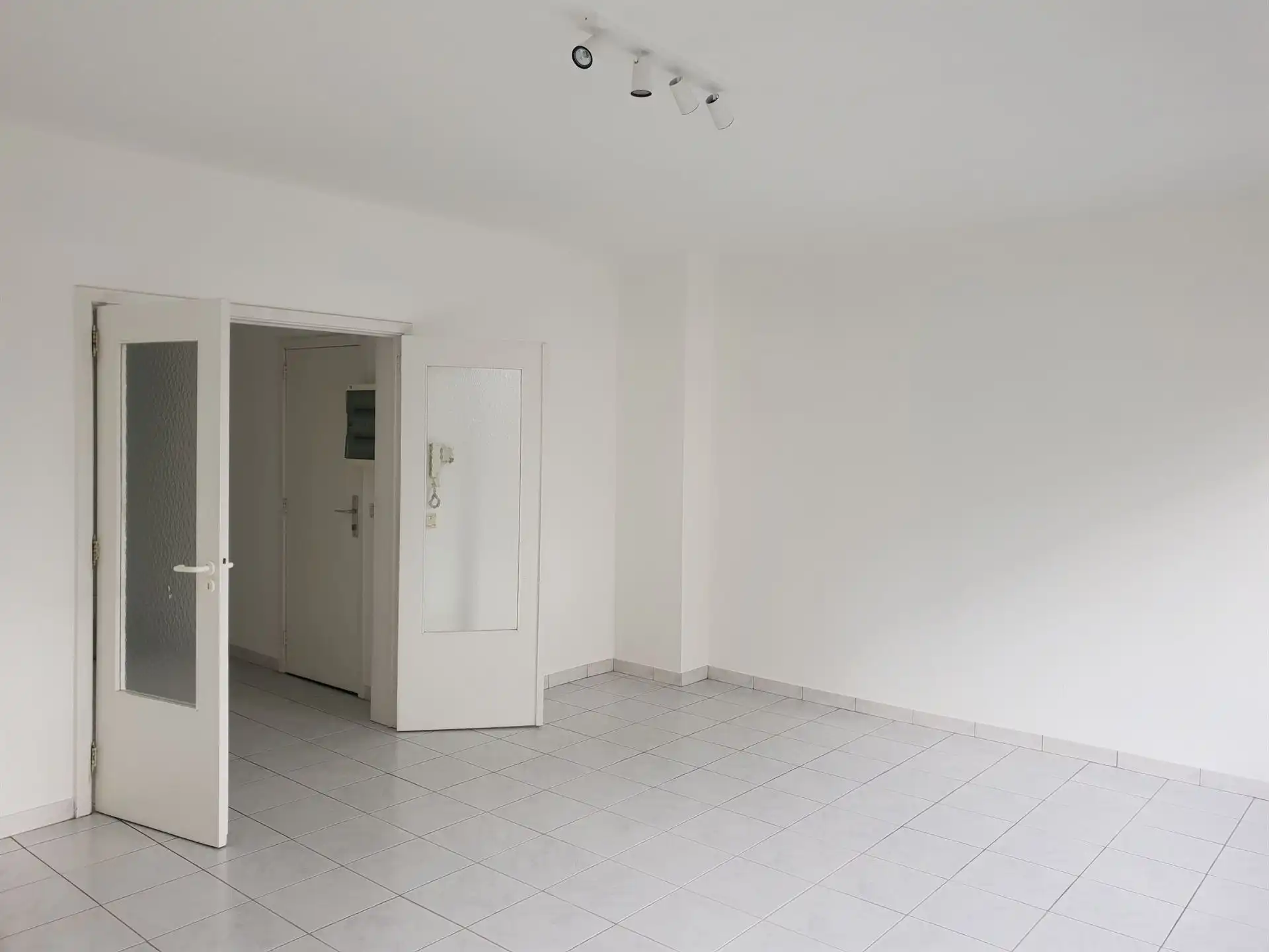 Centraal 2-SLK Appartement in Kontich te Huur foto 4