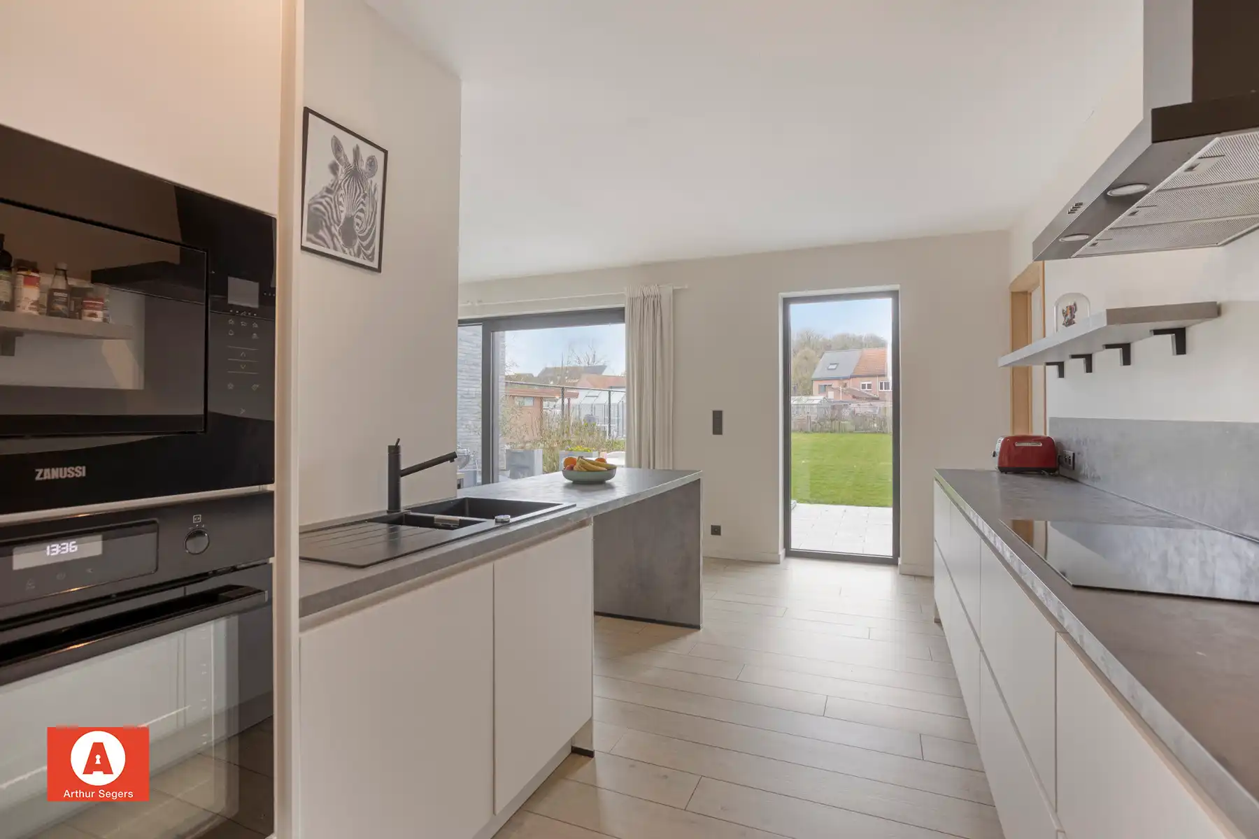 Nieuwbouwwoning op centrale ligging  foto 8
