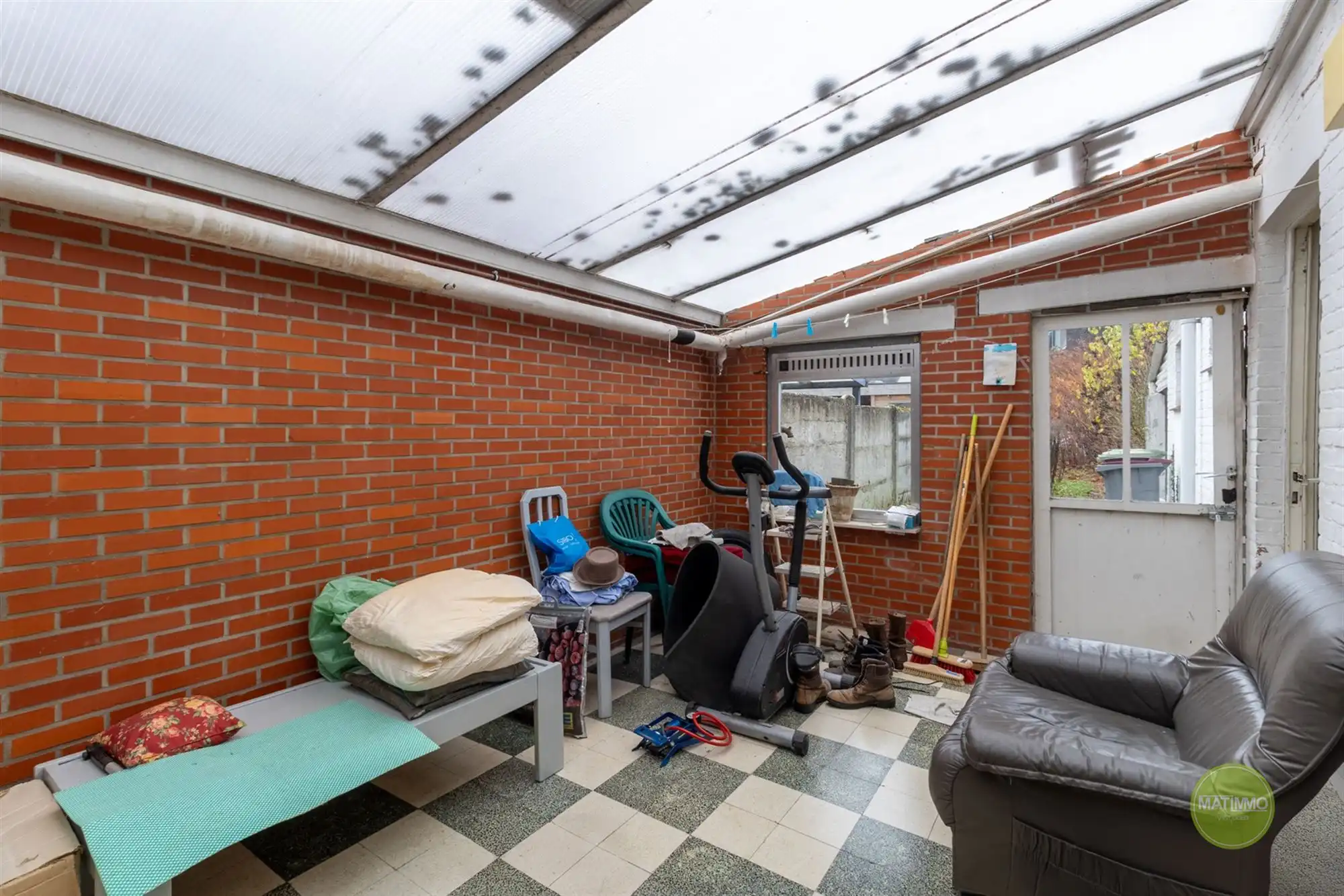 Te renoveren rijwoning met 3 slaapkamers nabij Mol Centrum foto 5