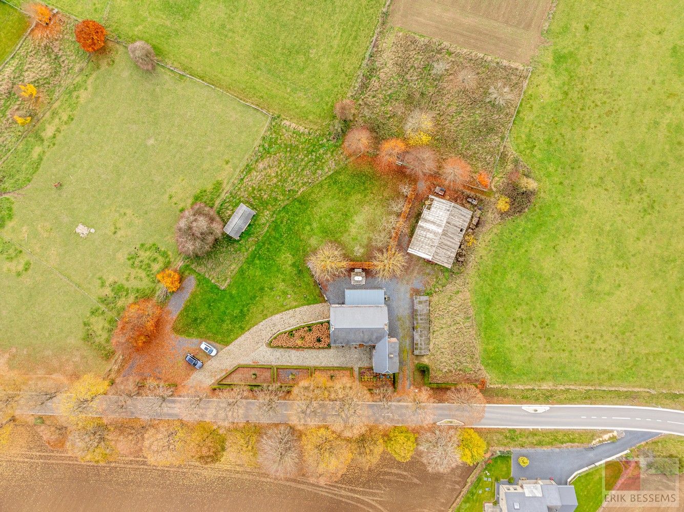 Landhuis met vrij uitzicht,  5 slaapkamers, 2 badkamers, woonkamer, eetkamer/keuken. Woonopp. 277m2 gebruiksopp. 441m2, Perceelopp. 4170m2 foto 44