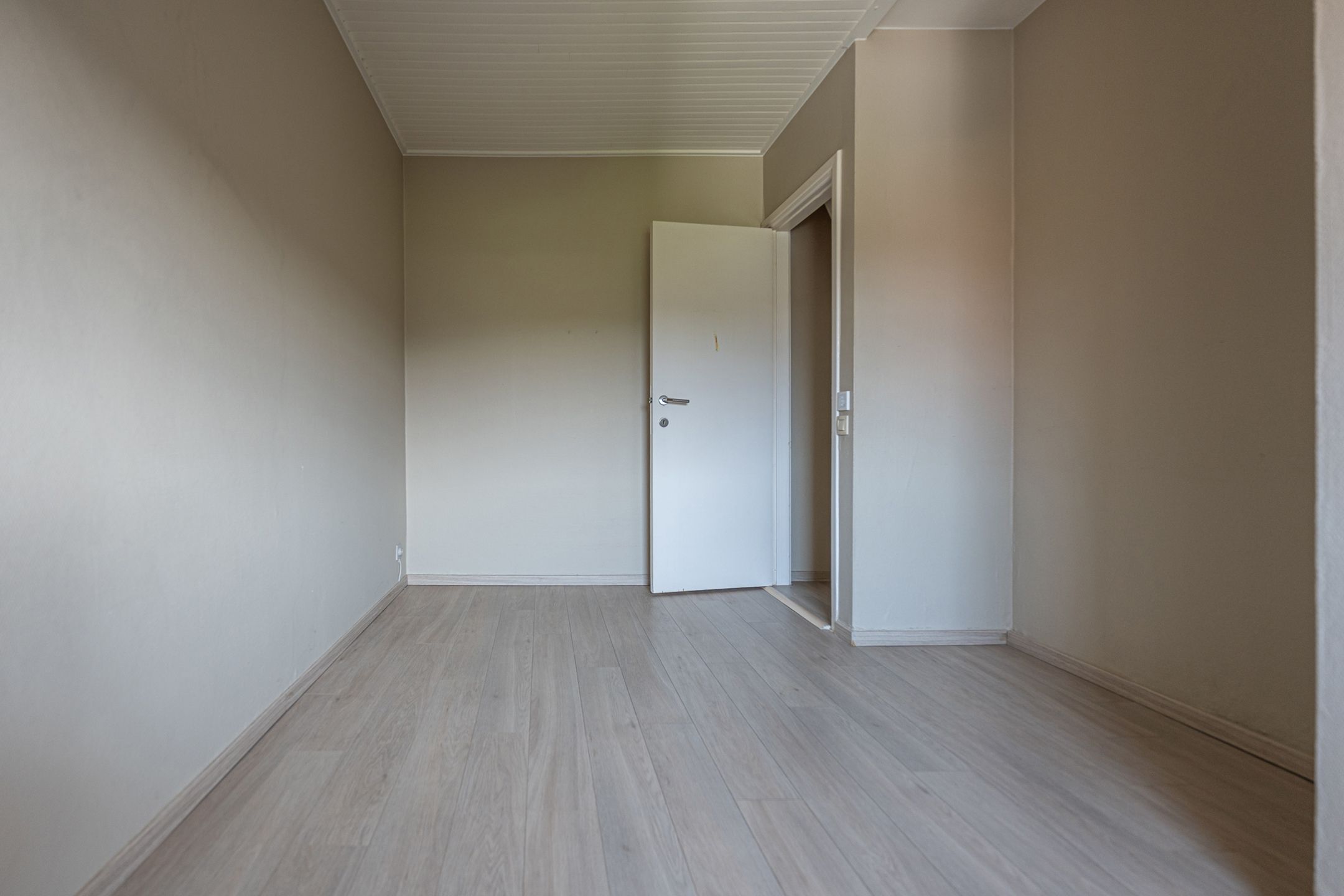 Gezinswoning in rustige buurt foto 19