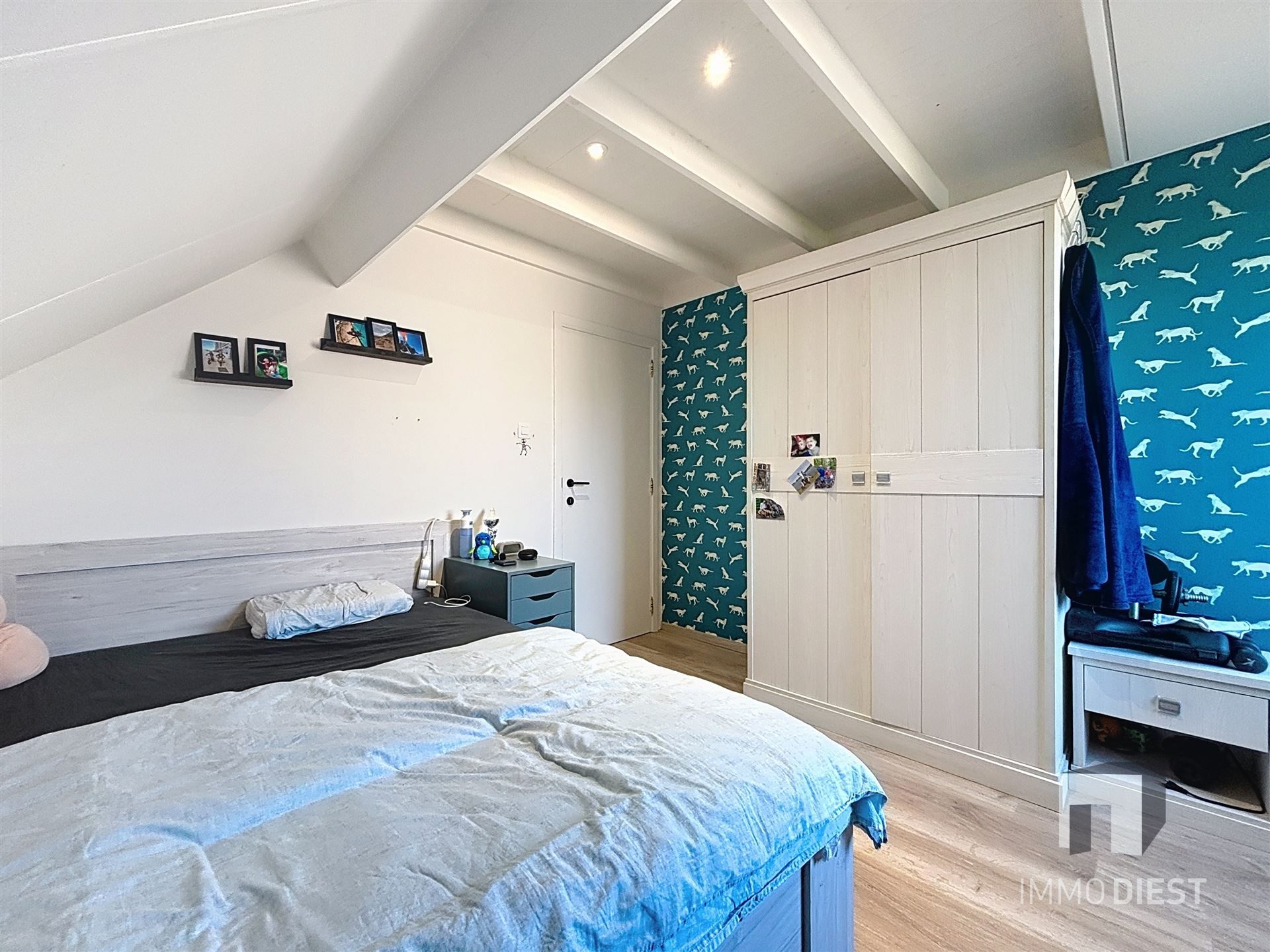 Perfecte gezinswoning in doodlopende straat met 3slpks en een mooie tuin foto 33