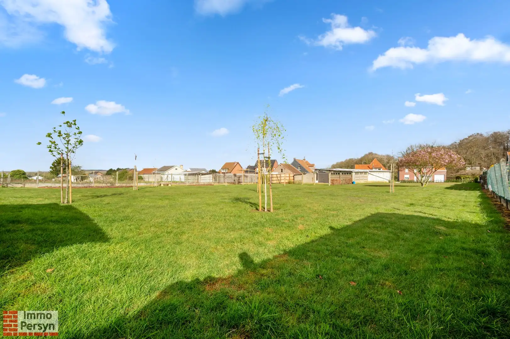 Woning met loods en aangrenzende bouwgrond te koop. 27 are foto 31