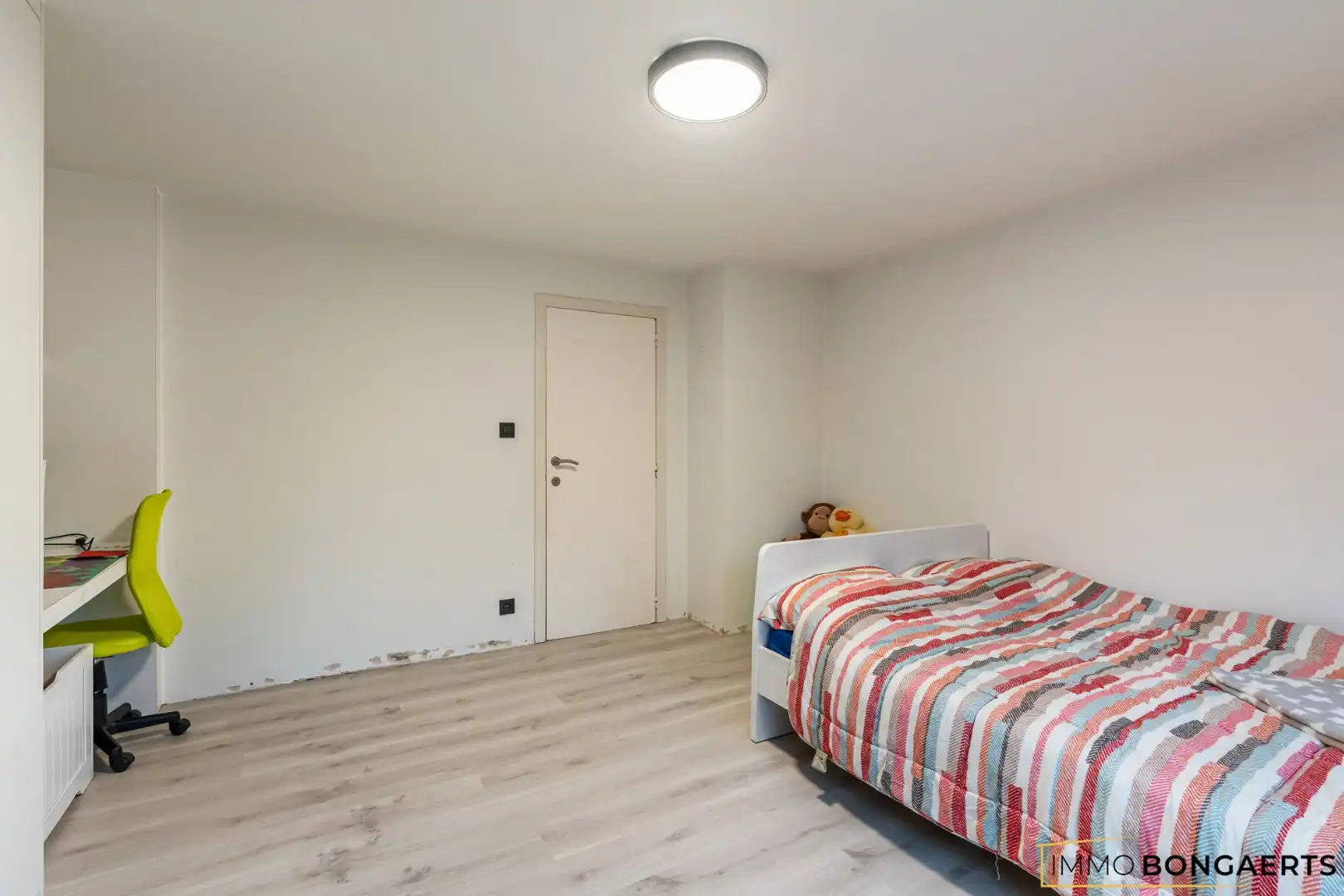 Gerenoveerde woning met 4 slaapkamers op rustige ligging foto 21