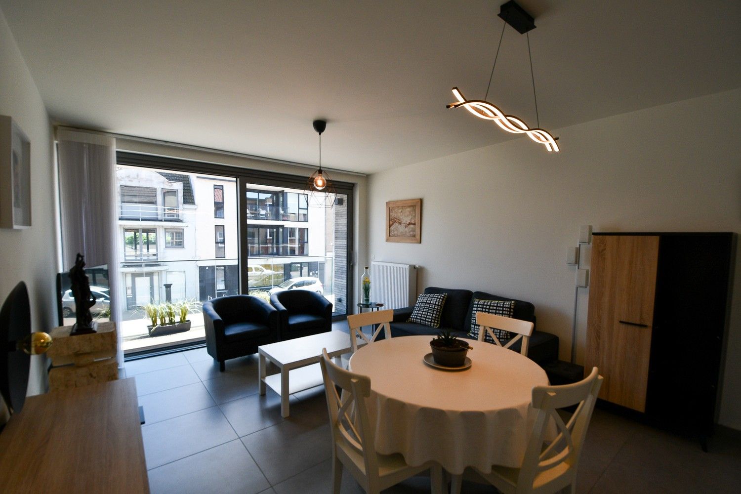 Recent lichtrijk appartement in het centrum foto {{pictureIndex}}
