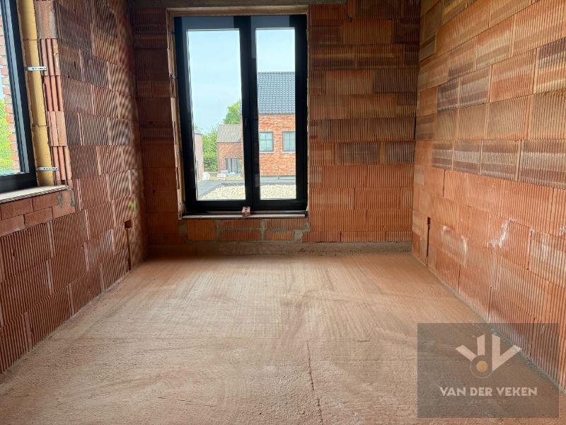 Rustig en centraal gelegen half open BEN-woning met 3 slaapkamers foto 12