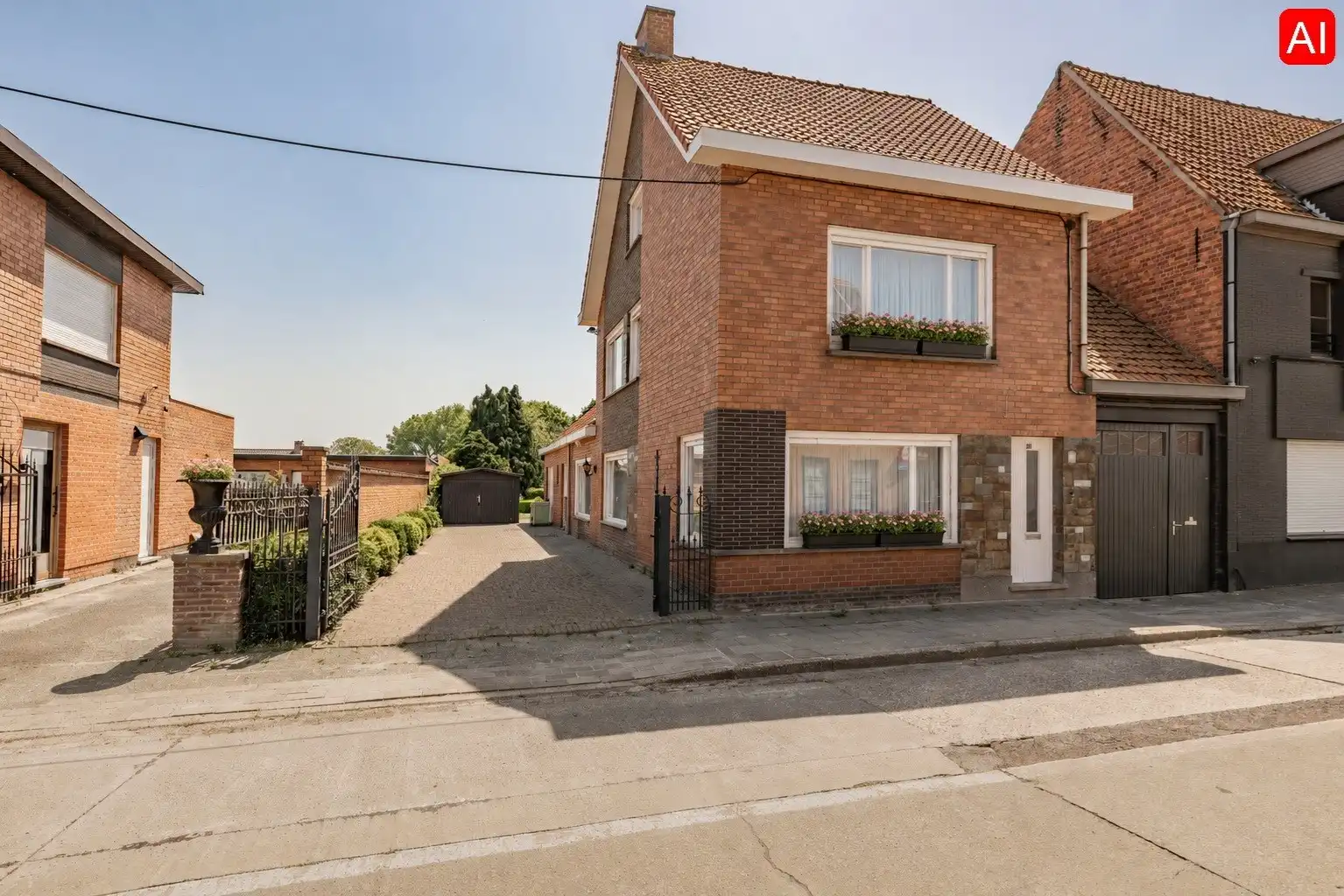 Hoofdfoto van de publicatie: HALF OPEN GEZINSWONING OP 1.190 m² | LANDELIJK ZICHT
