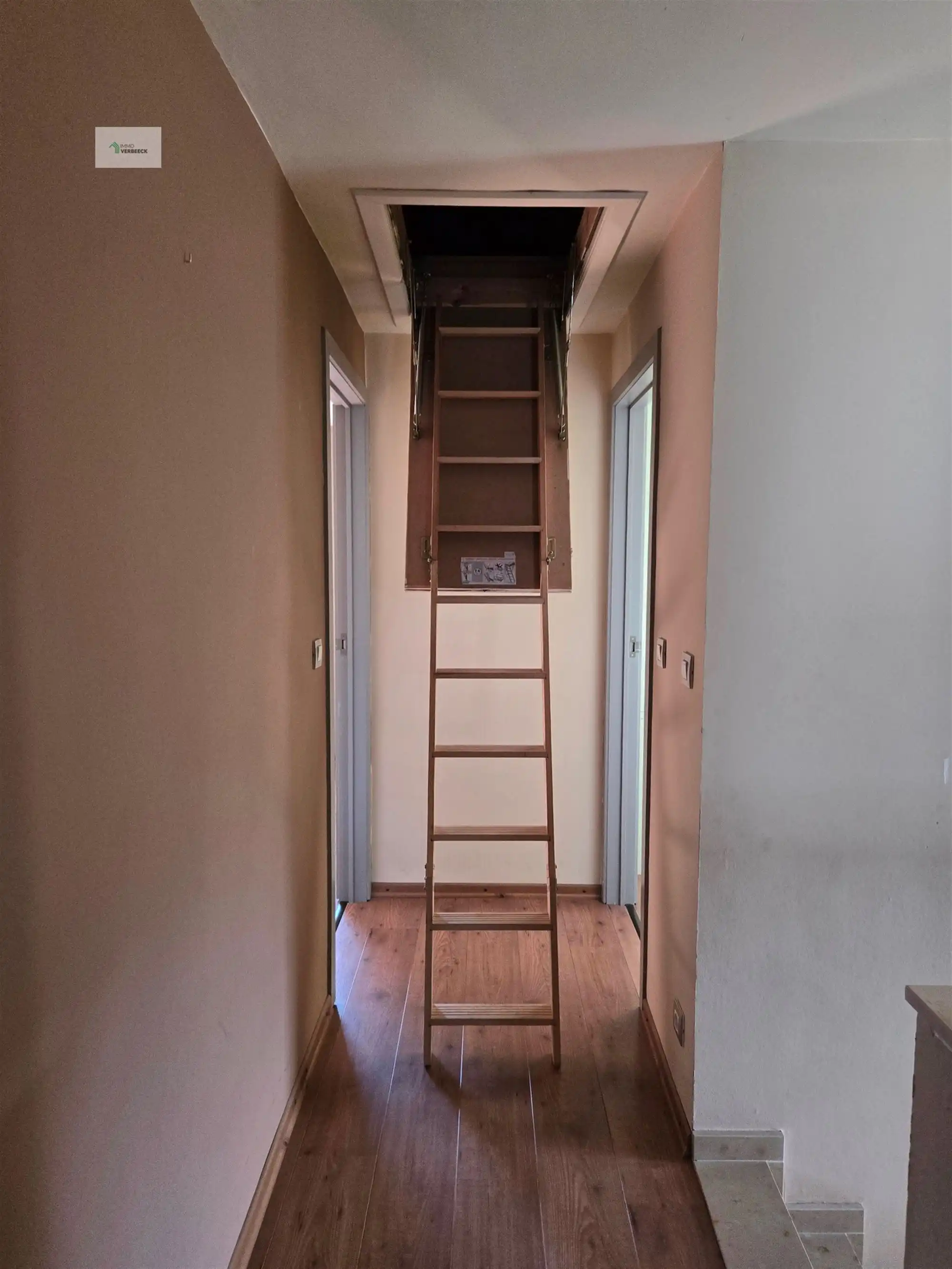 Ruime Woning met 3 Slaapkamers in Bale foto 61