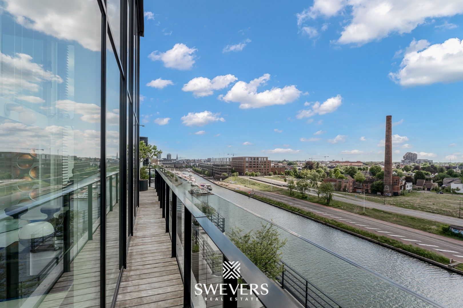 Exclusief penthouse ( 197 m2) met ruim terras ( 187 m2 ) en zwembad in residentie Zuidzicht te Hasselt foto 30